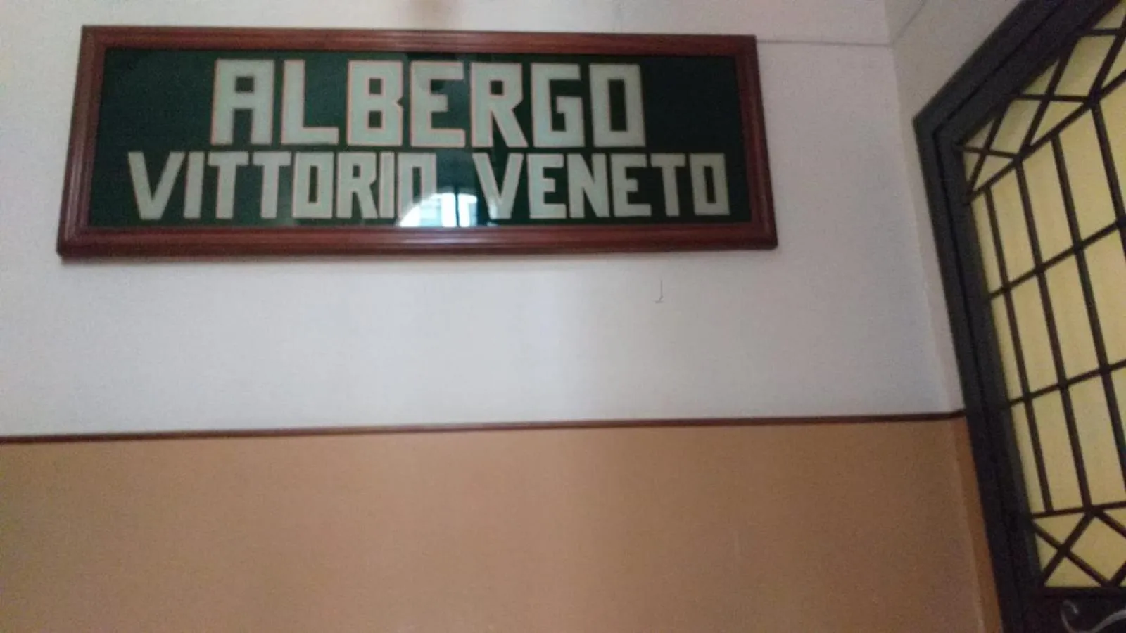 Logo/Certificate/Sign in Hotel Vittorio Veneto Napoli