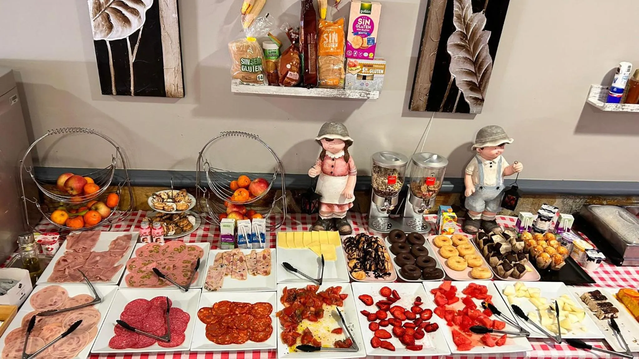 Breakfast in El Pozo de la Nieve