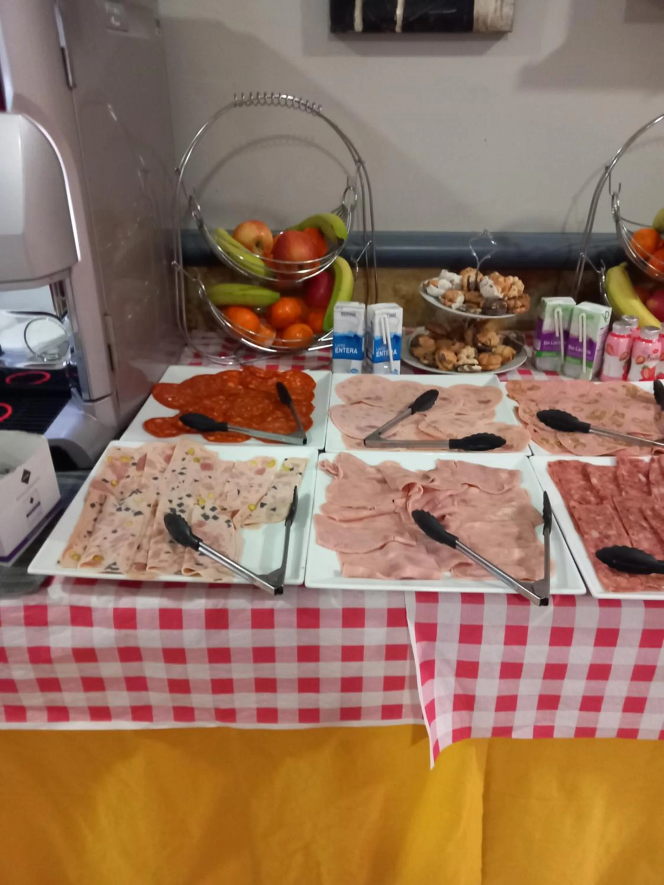 Breakfast in El Pozo de la Nieve