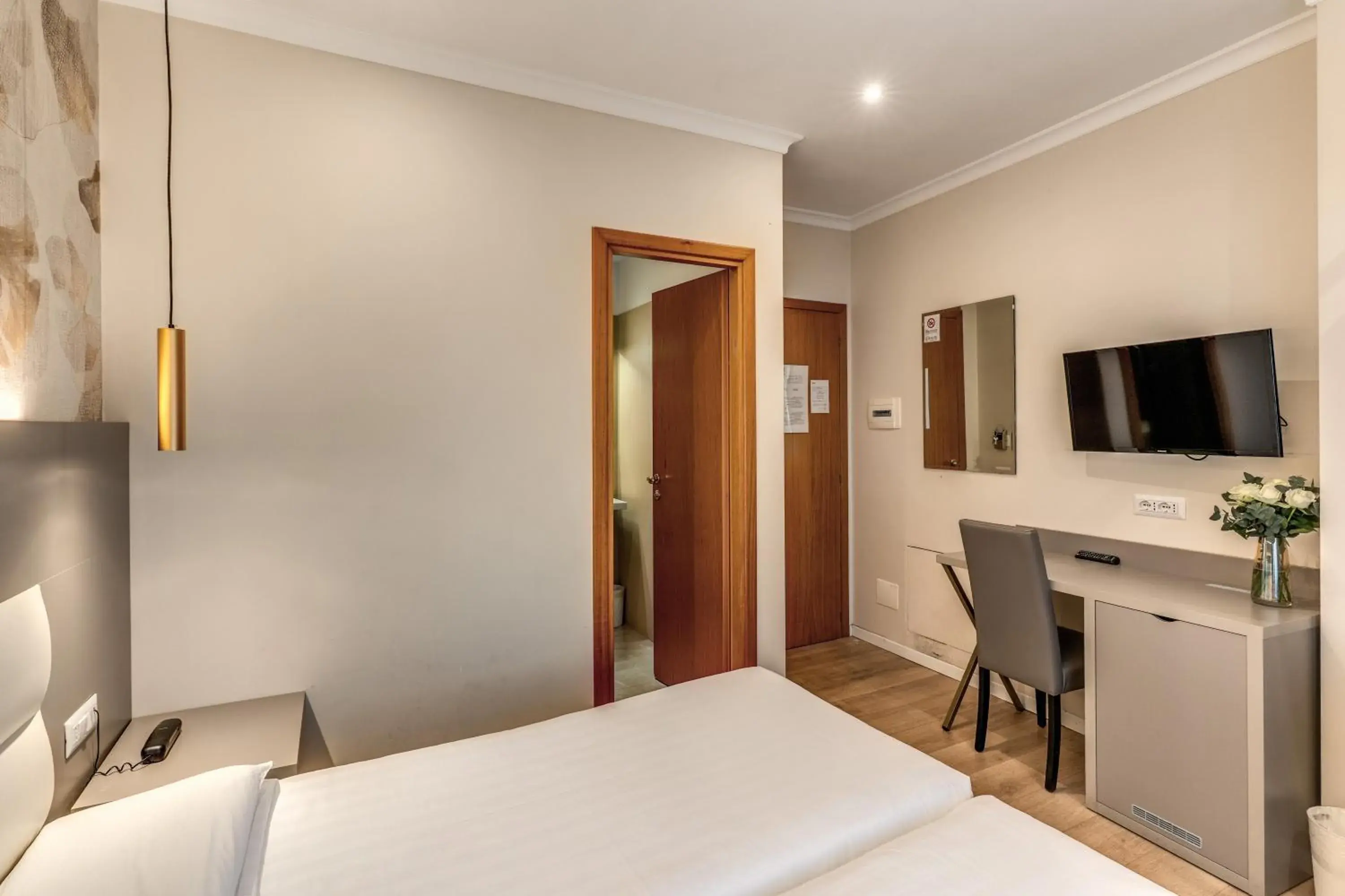 Bedroom, Bed in Flower Garden Hotel Bedroom, Bed in Flower Garden Hotel