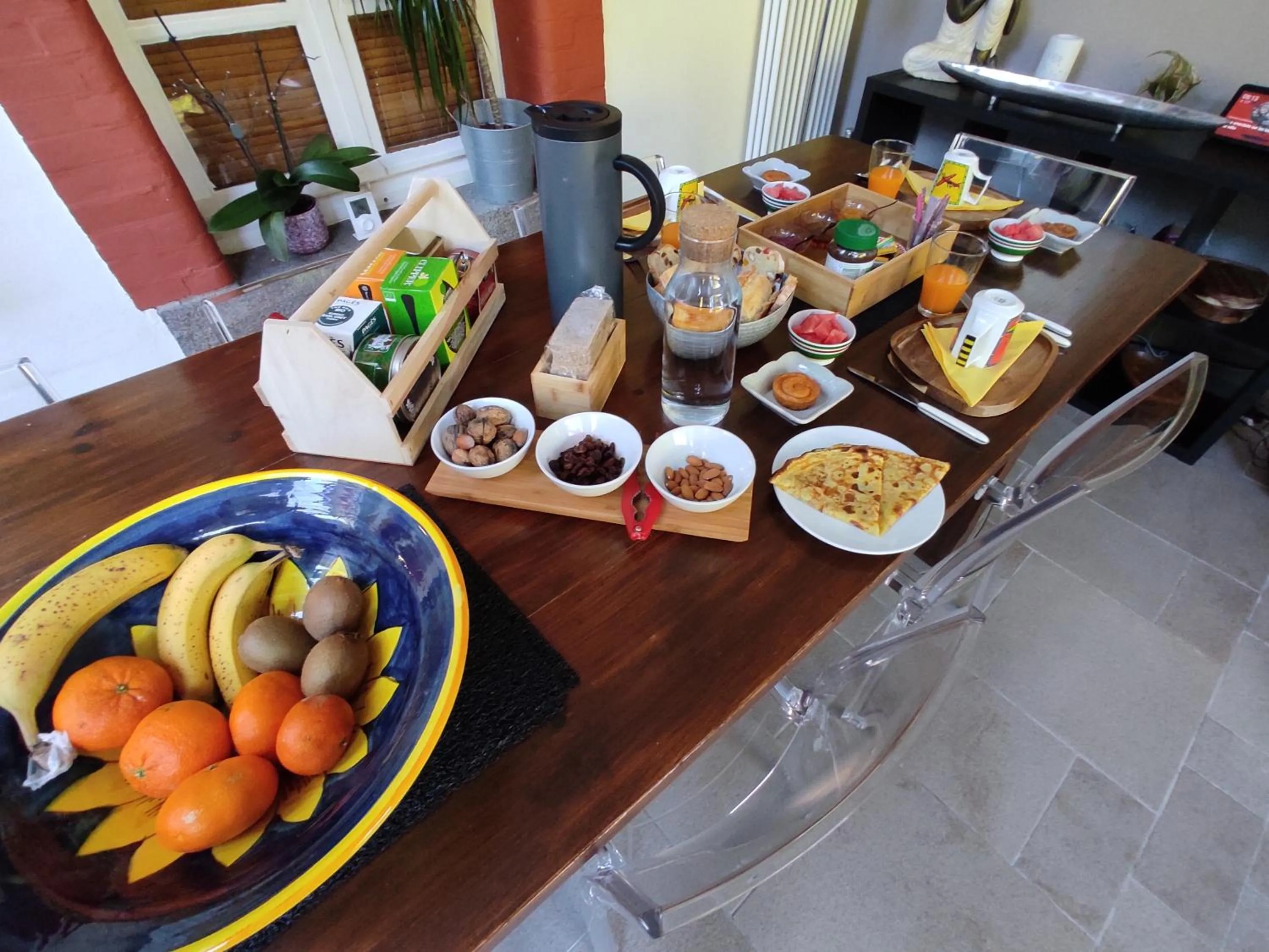 Breakfast in Aux Trois Palmiers