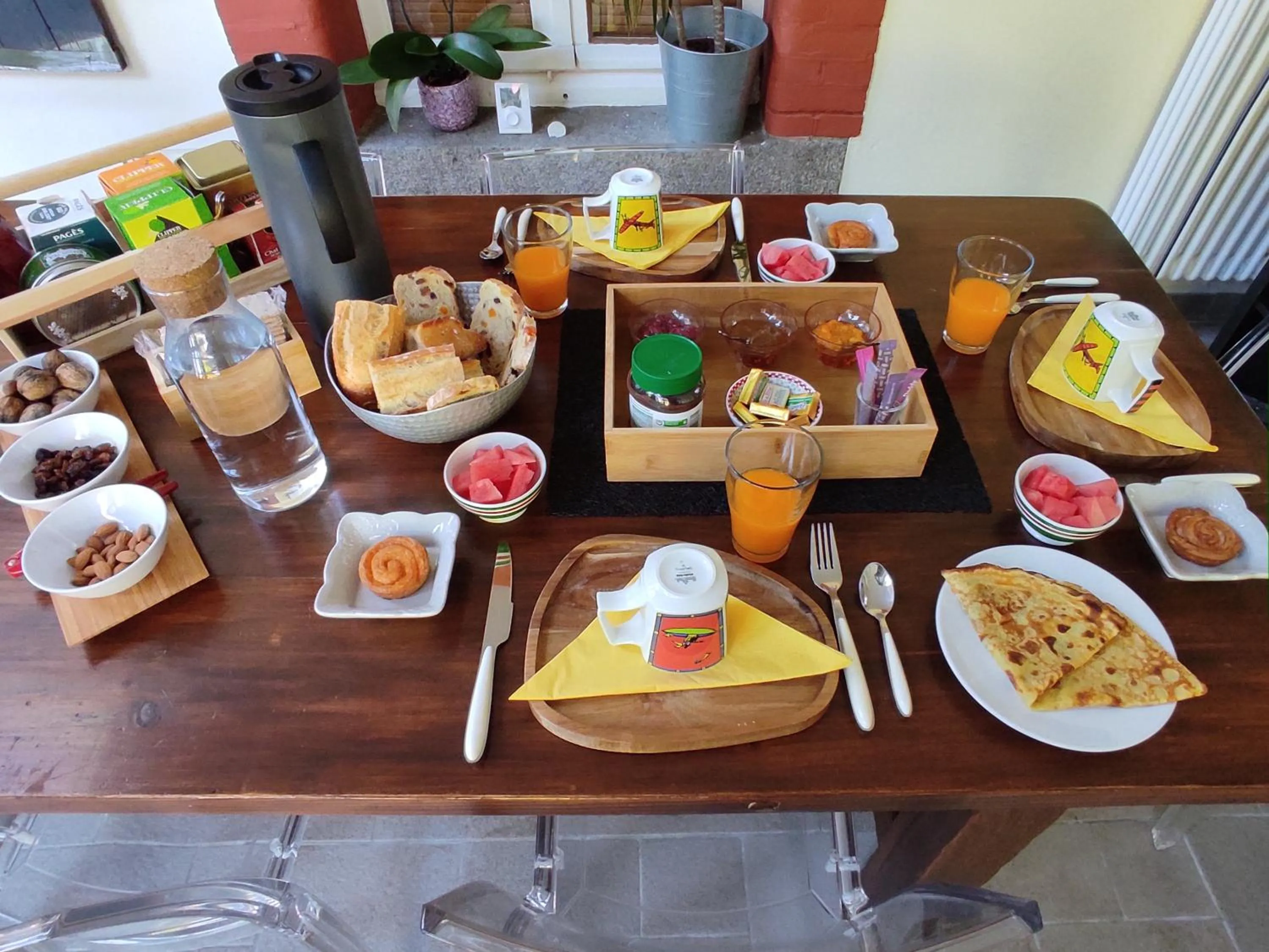 Breakfast in Aux Trois Palmiers