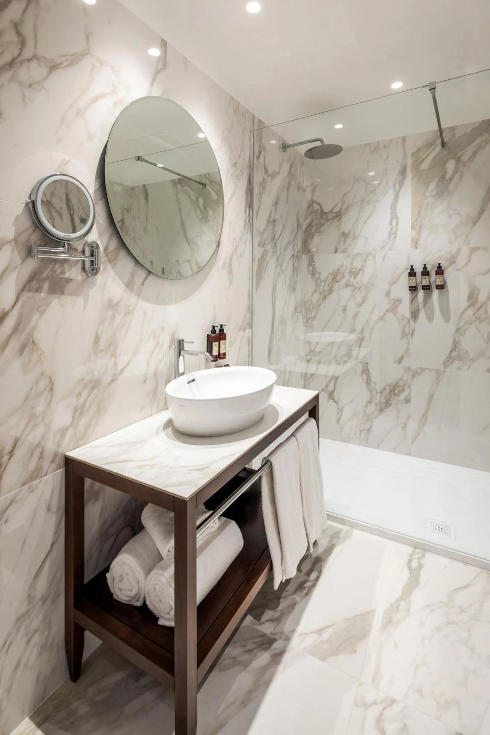 Bathroom in Palazzo Artemide - VRetreats