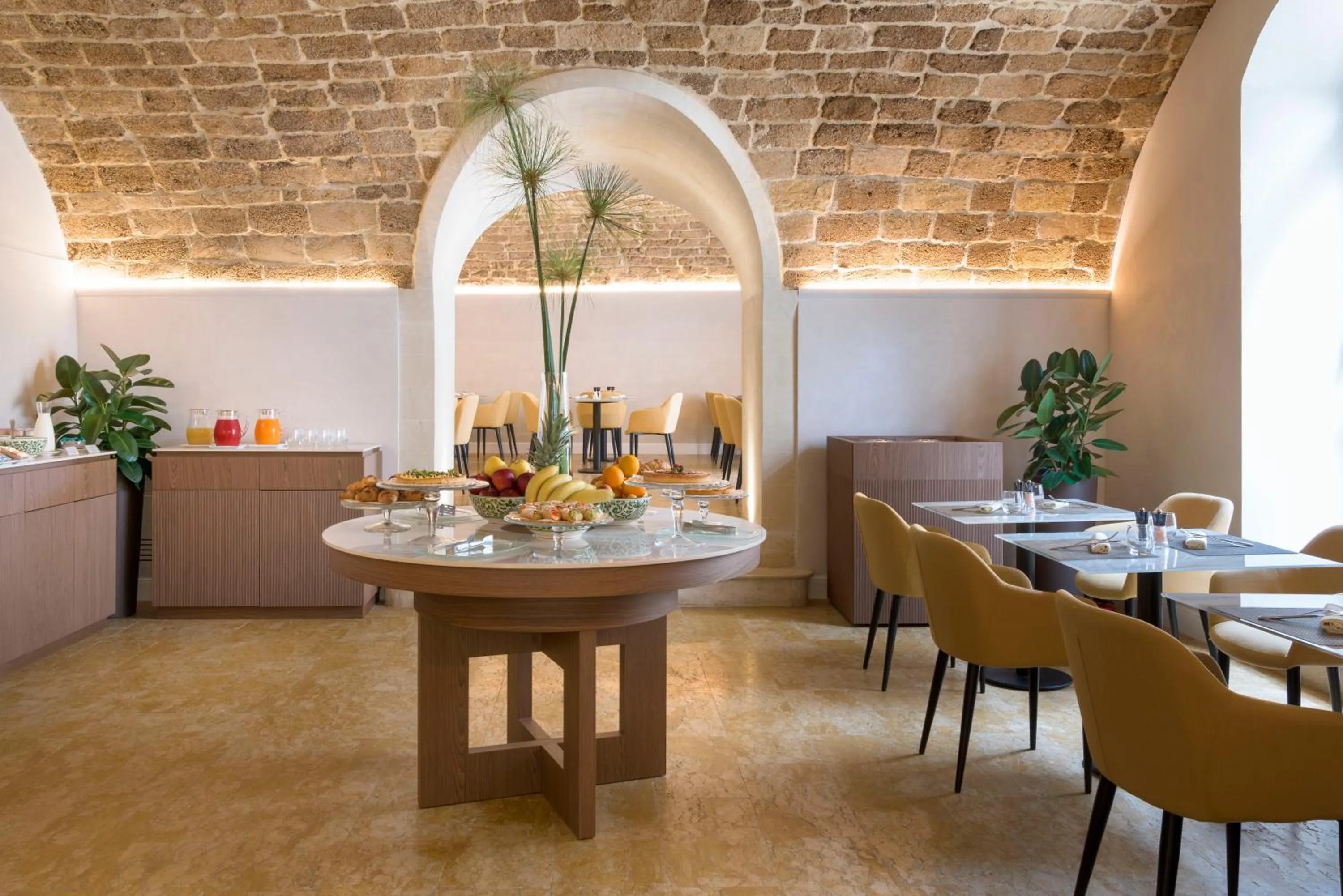 Restaurant/places to eat in Palazzo Artemide - VRetreats