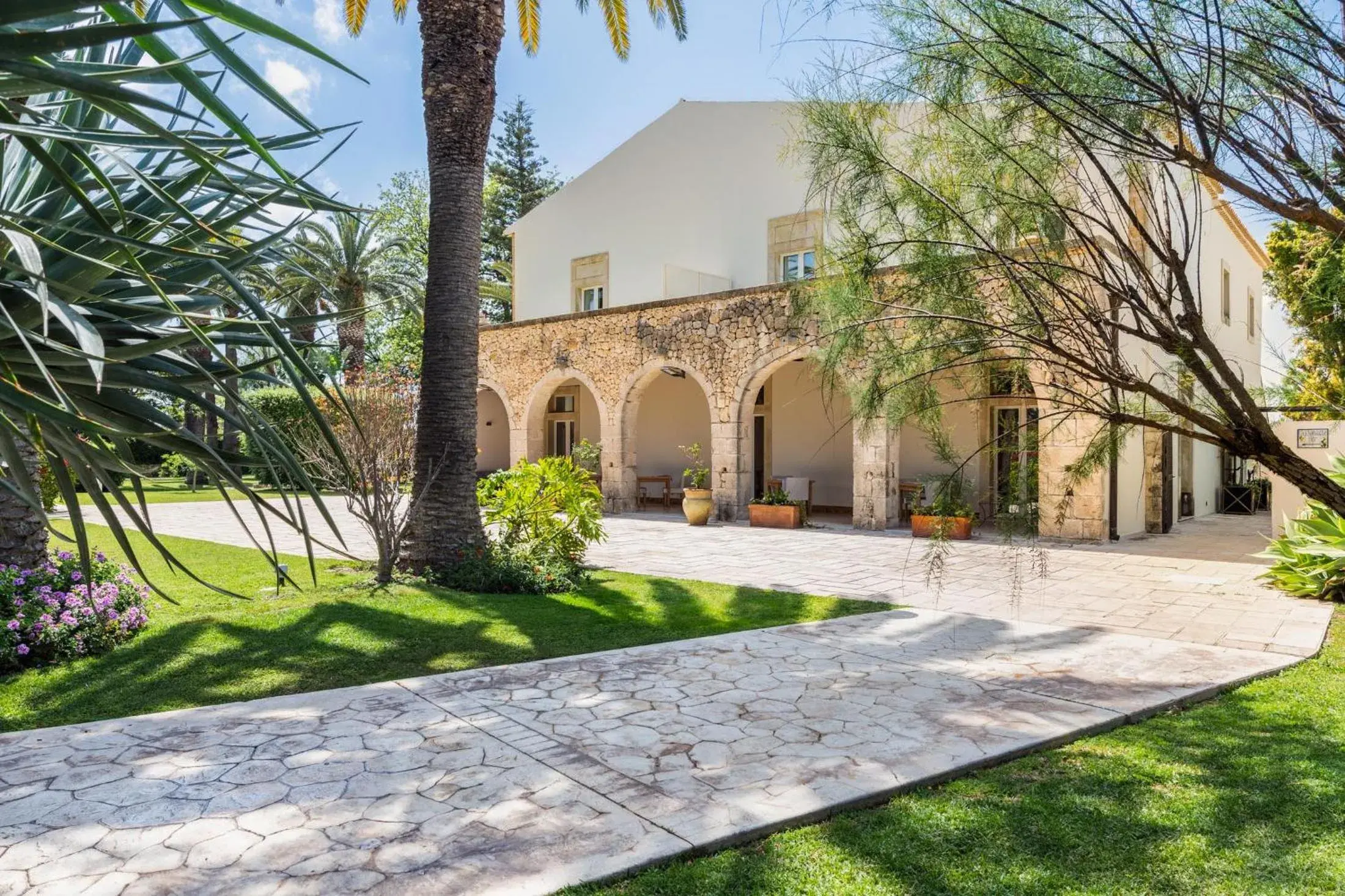 Property building in Dimora Caiammari Luxury Hotel & Spa Property building in Dimora Caiammari Luxury Hotel & Spa