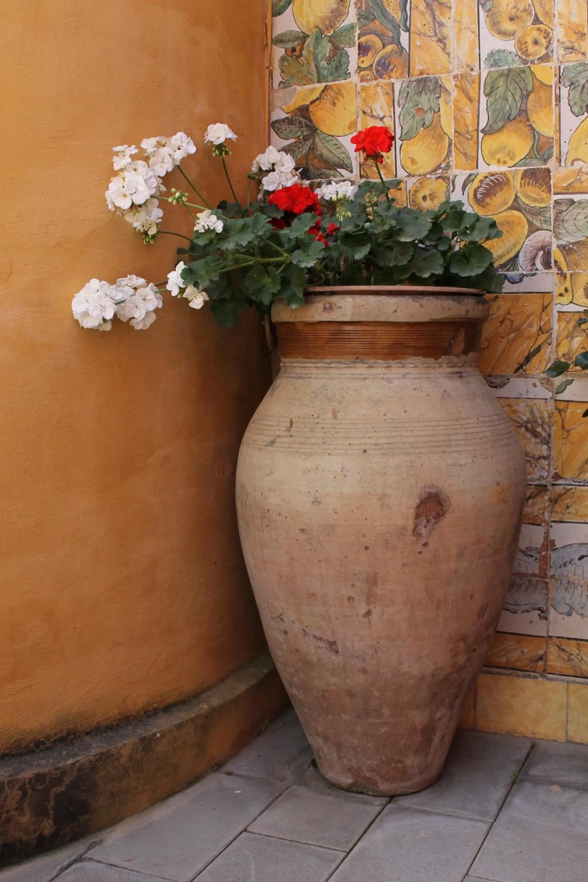 Decorative detail in Duca di Castelmonte