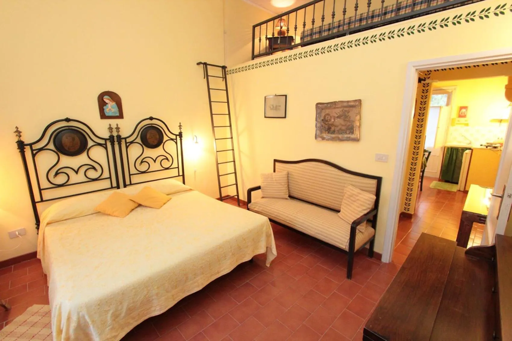 Photo of the whole room, Bed in Duca di Castelmonte