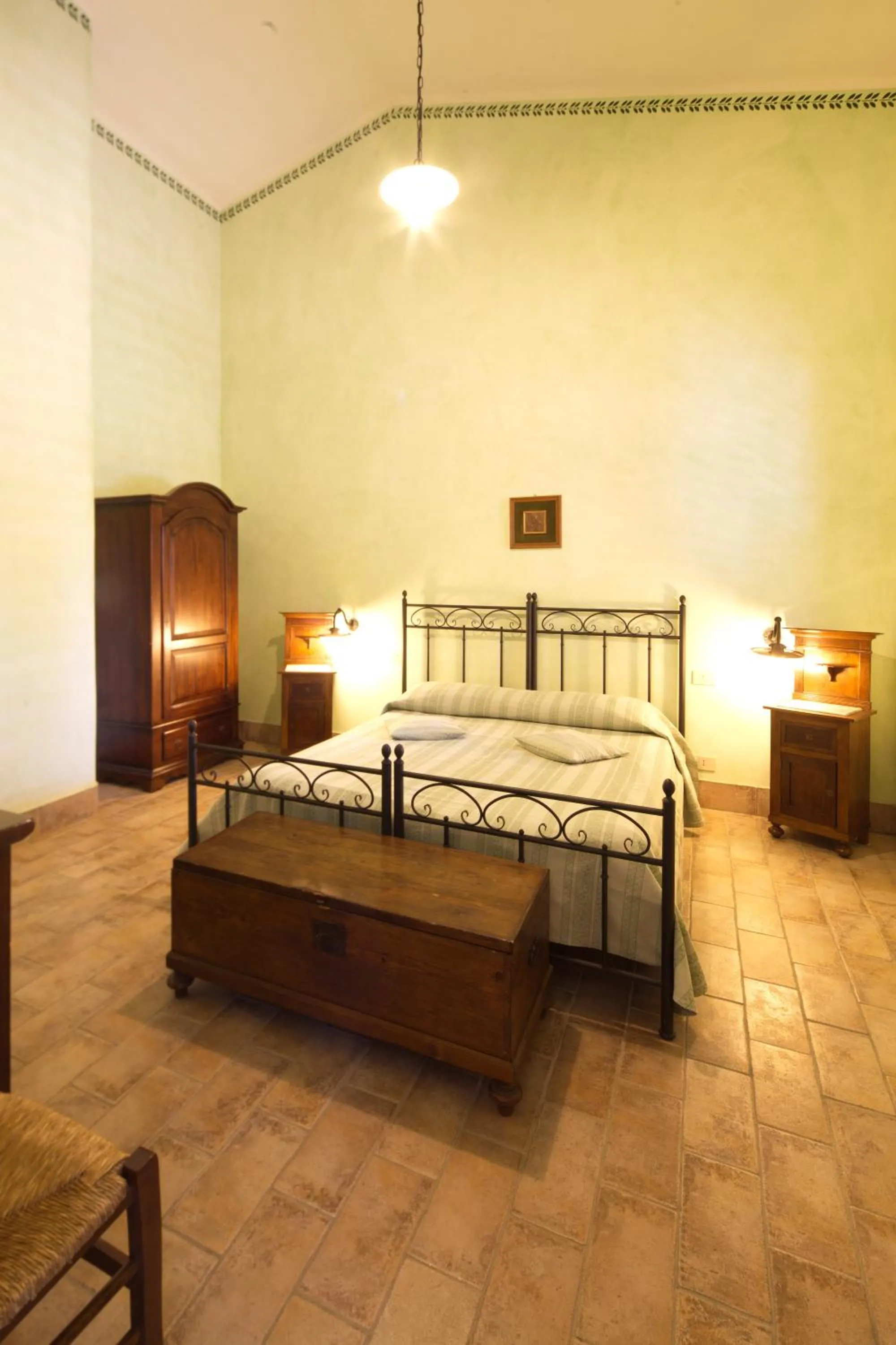 Photo of the whole room, Bed in Duca di Castelmonte