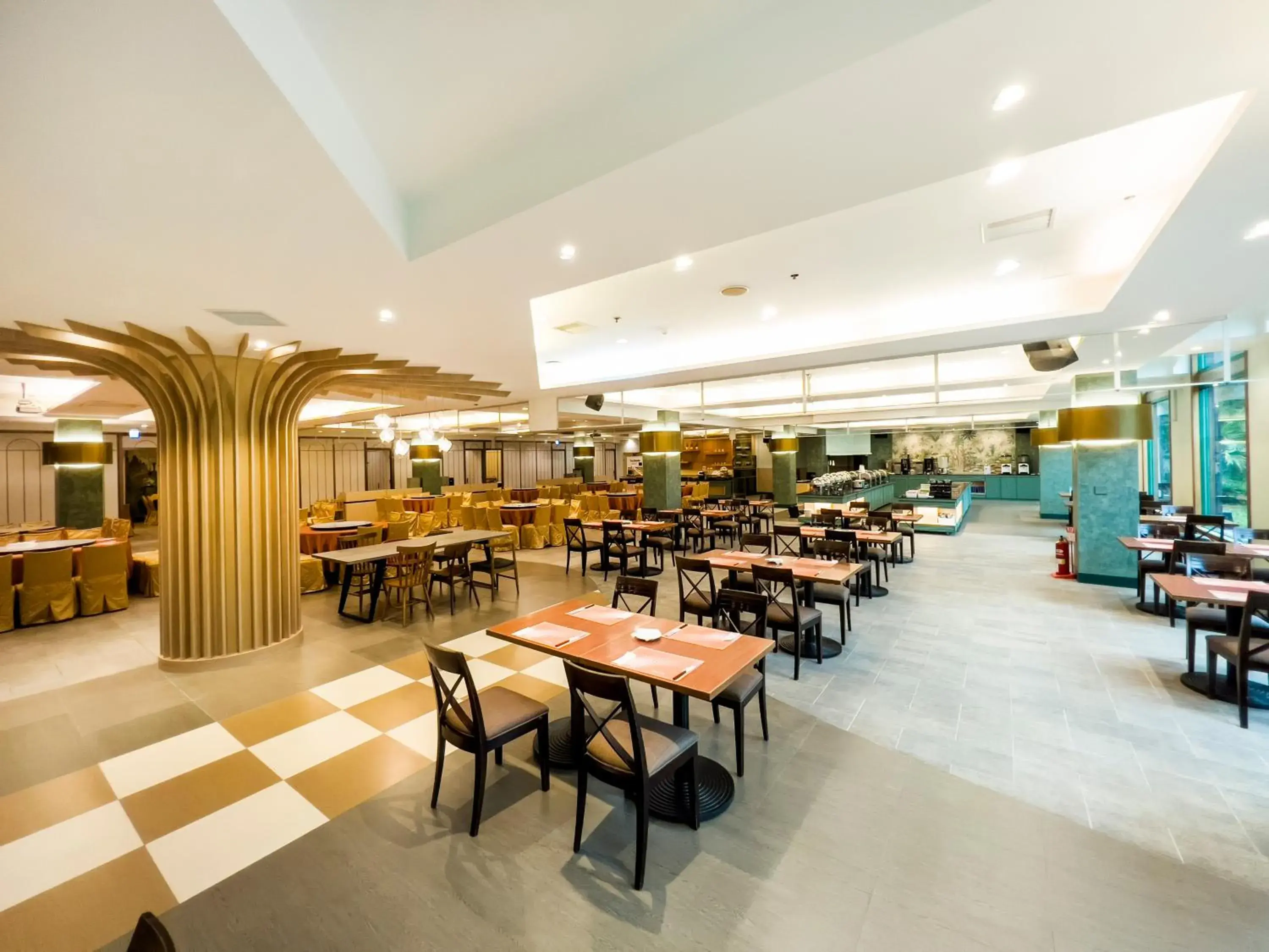 Restaurant/places to eat in Uni-Resort Mawutu Restaurant/places to eat in Uni-Resort Mawutu