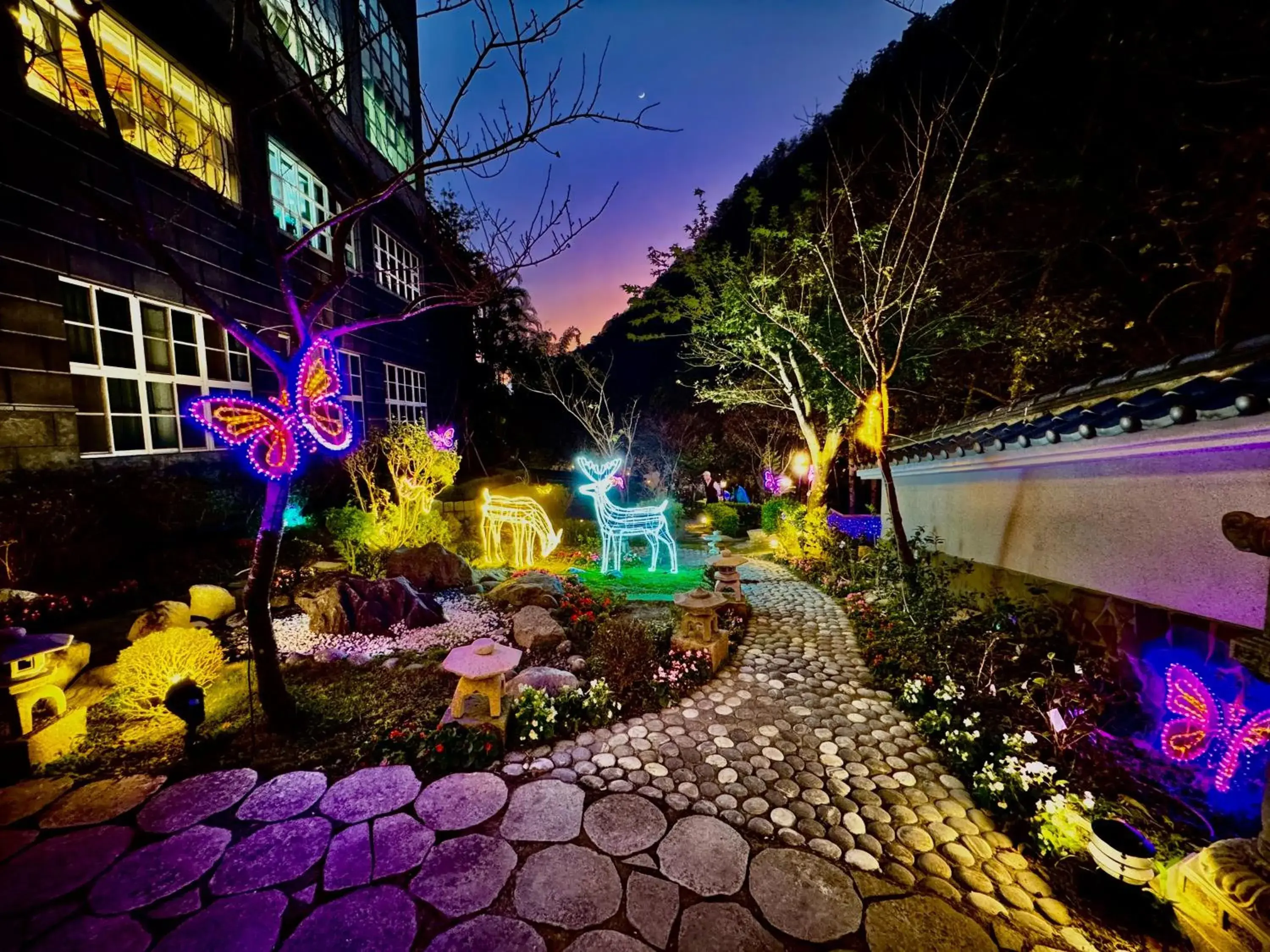 Garden view in Uni-Resort Ku-Kuan Garden view in Uni-Resort Ku-Kuan
