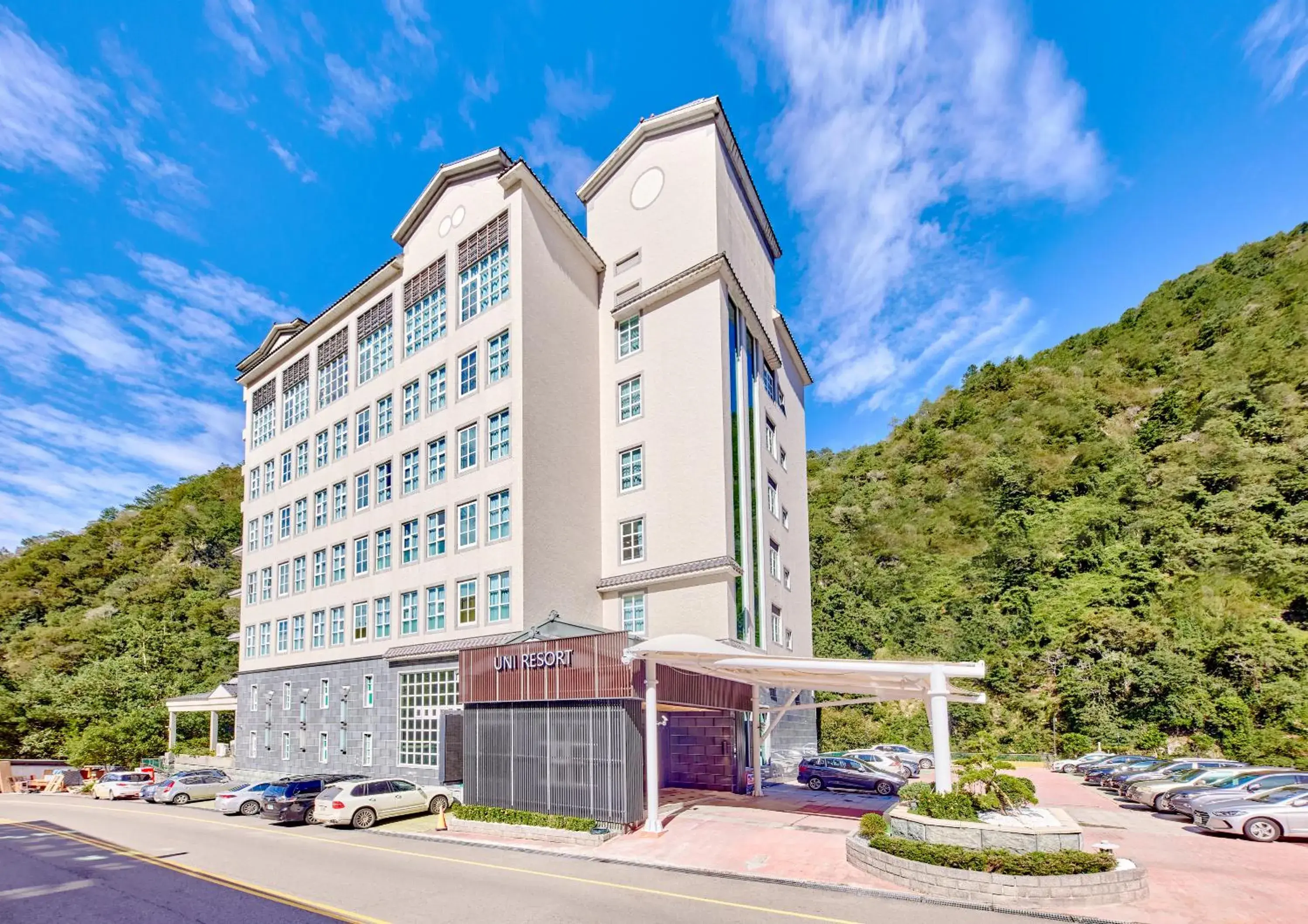 Property building in Uni-Resort Ku-Kuan Property building in Uni-Resort Ku-Kuan