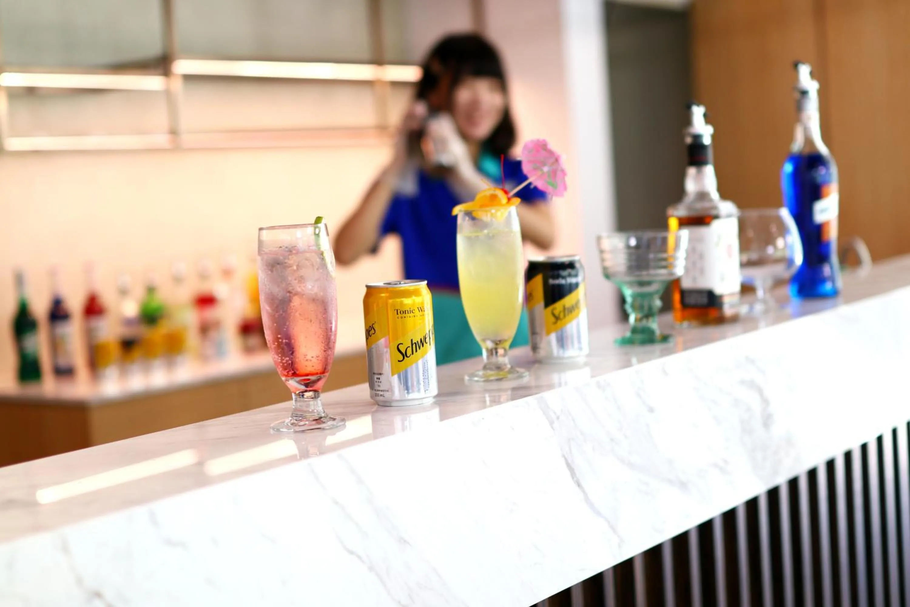 Restaurant/places to eat in Uni-Resort Ku-Kuan