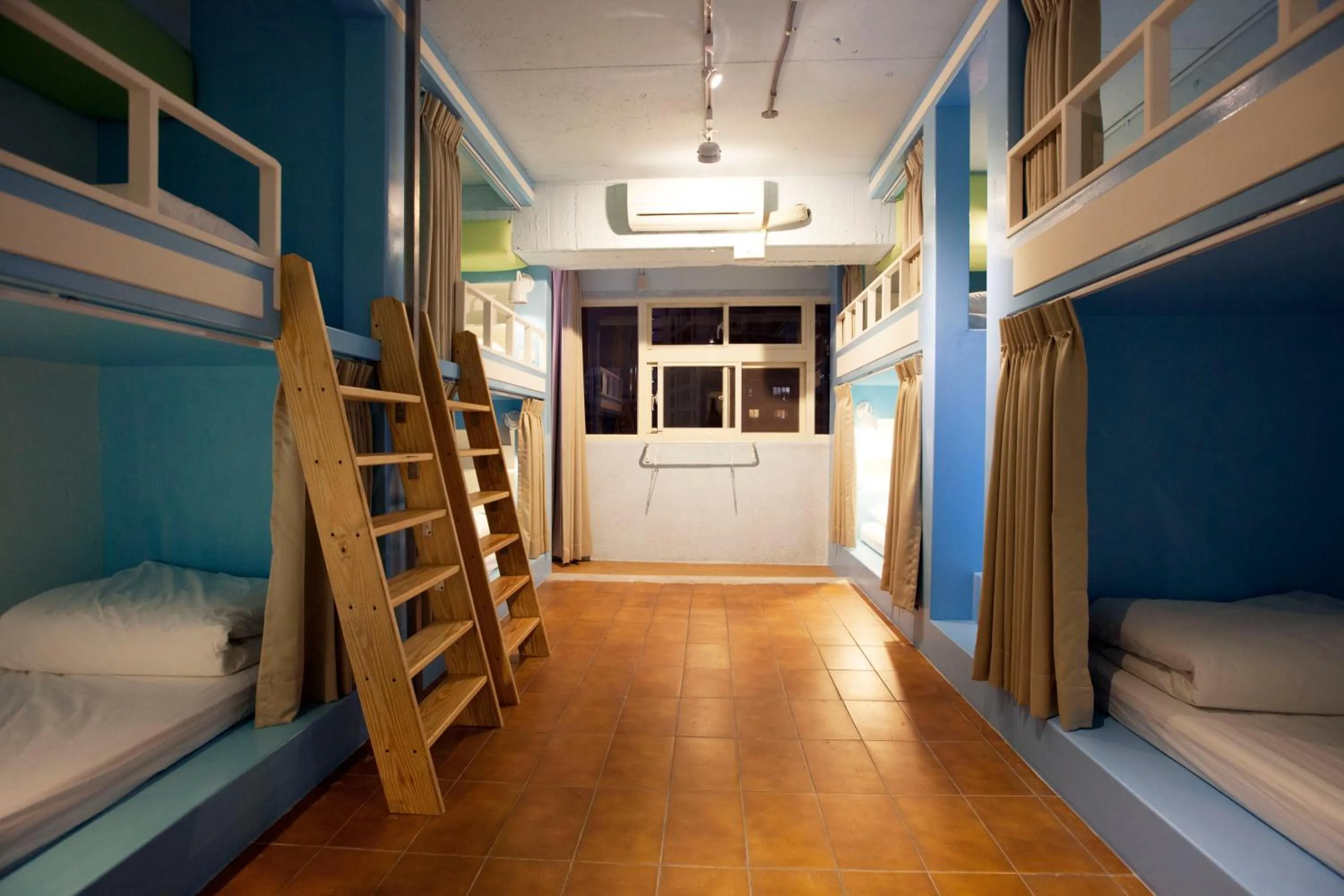 bunk bed, Bed in Mr. Lobster’s Secret Den design hostel