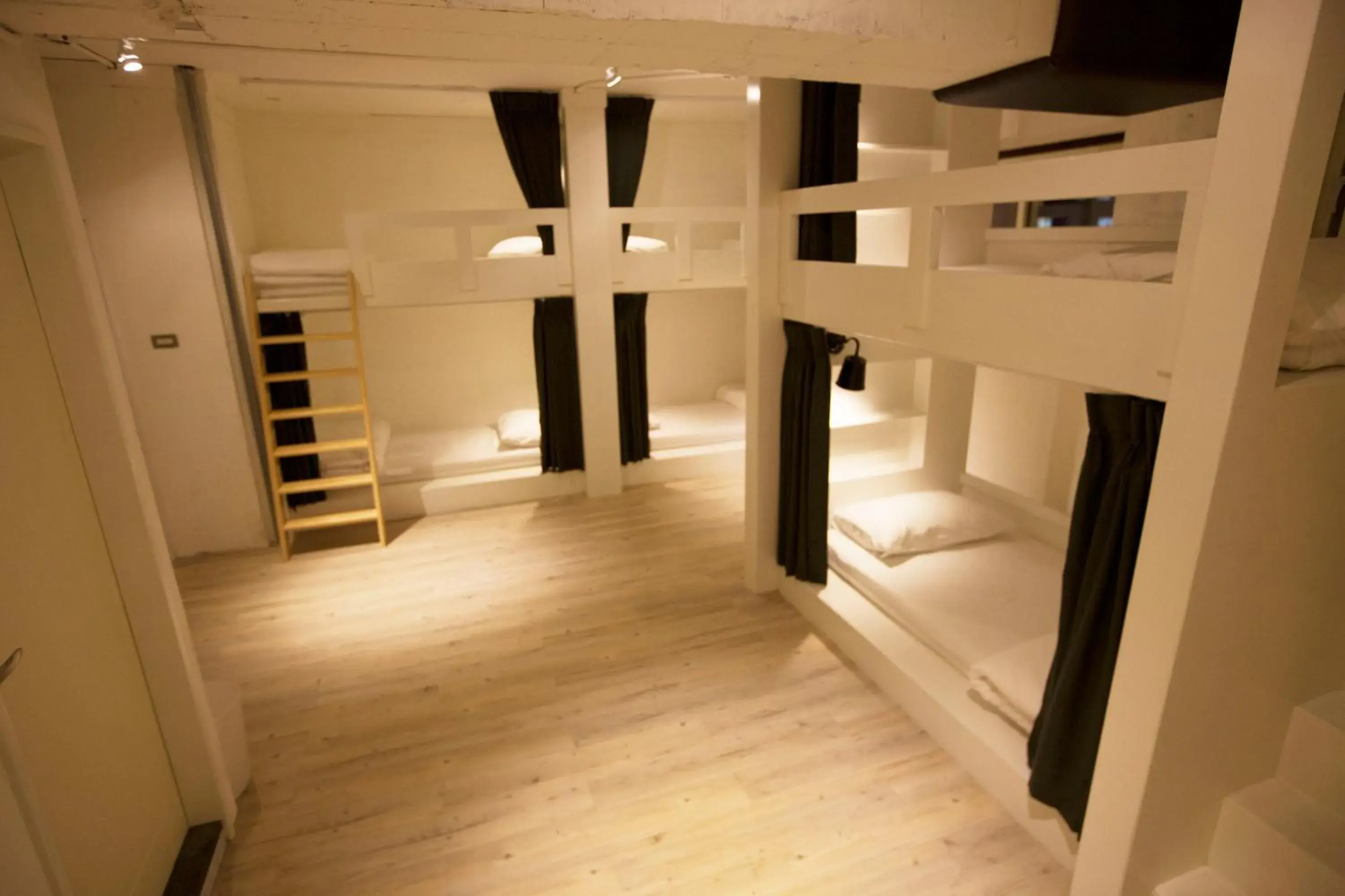 bunk bed in Mr. Lobster’s Secret Den design hostel bunk bed in Mr. Lobster’s Secret Den design hostel