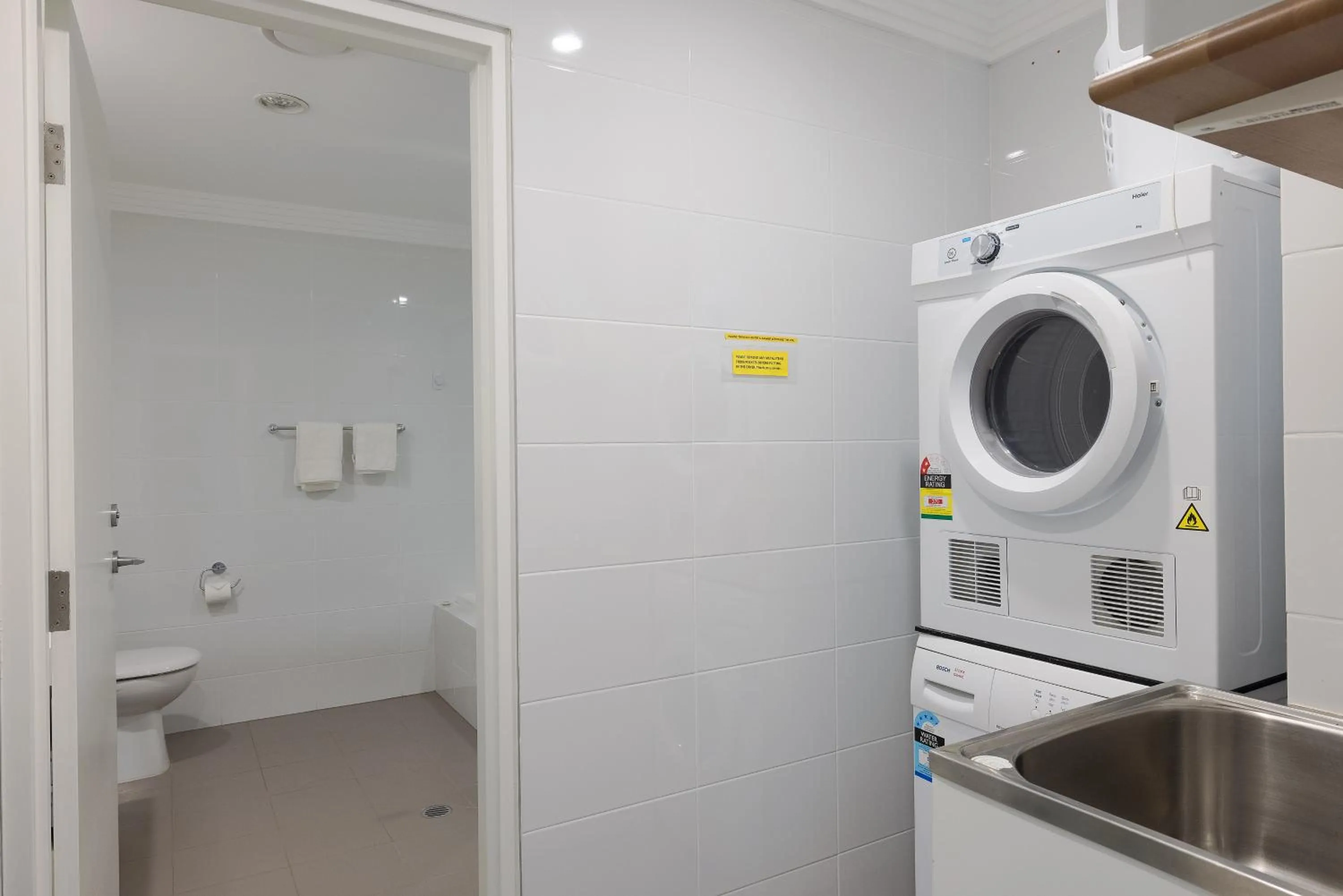 laundry in Aura 10 Shoal Bay