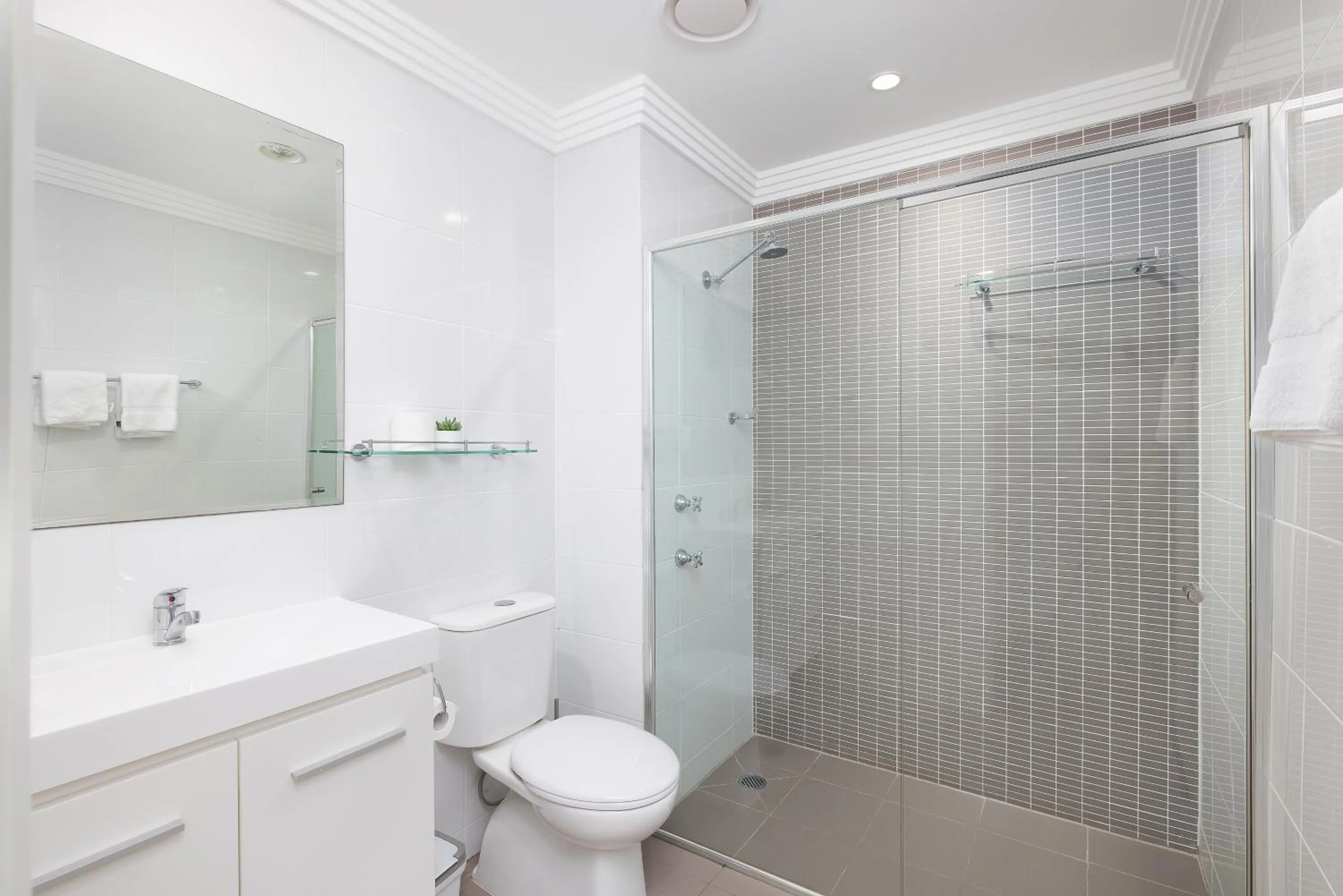 Bathroom in Aura 10 Shoal Bay
