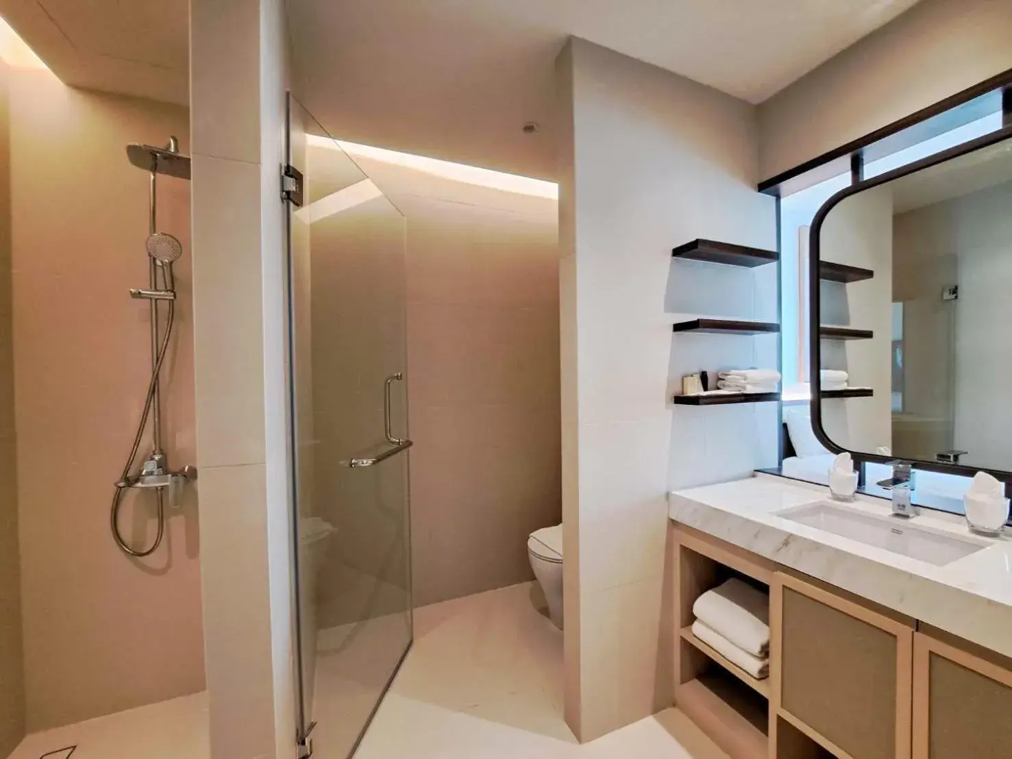 Deluxe Corner with Bathtub in Estella Khao Yai Deluxe Corner with Bathtub in Estella Khao Yai