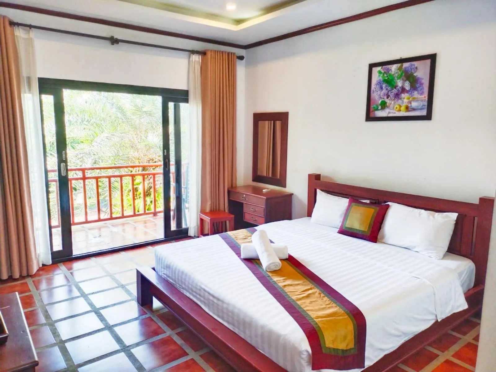 Balcony/Terrace, Bed in Vang Vieng Savanh Sunset View Resort
