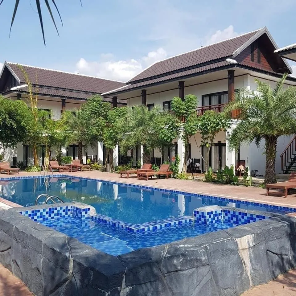 Property building in Vang Vieng Savanh Sunset View Resort