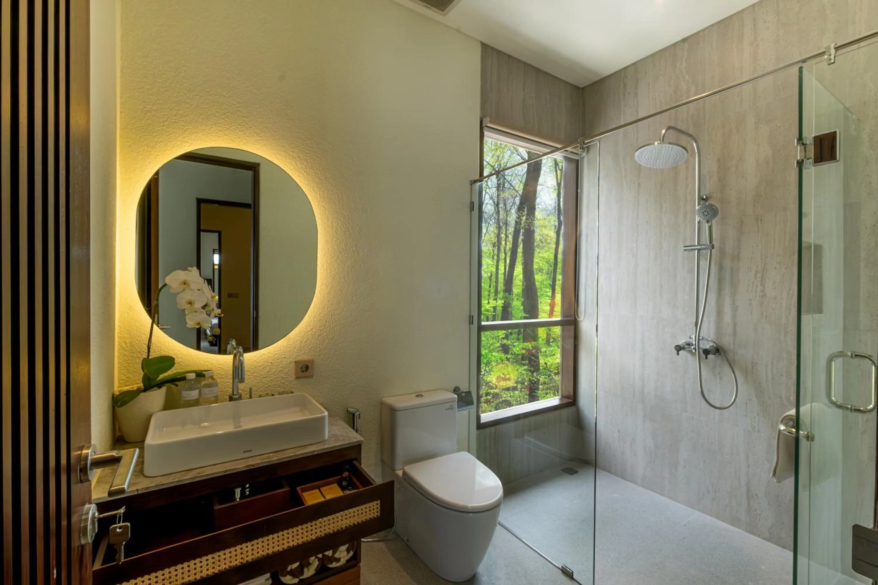 Shower in Taman Dharmawangsa Suites