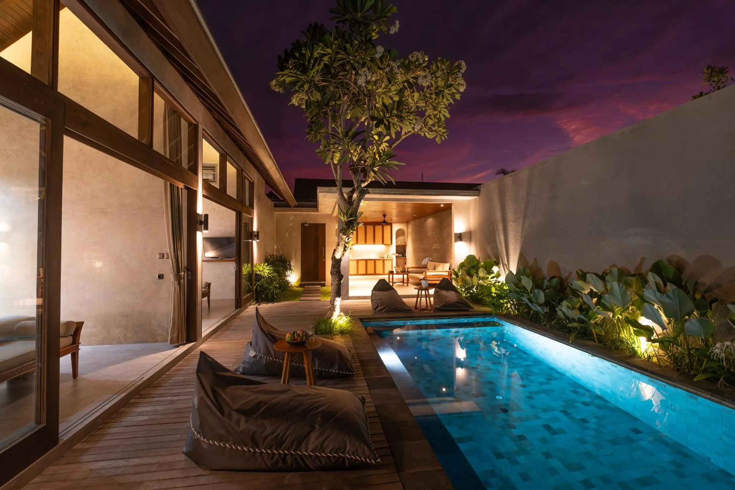 Night in Taman Dharmawangsa Suites