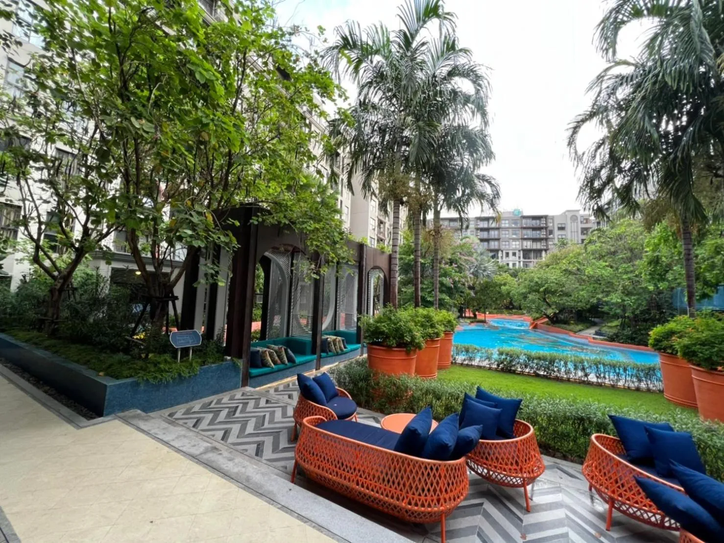One-Bedroom Apartment in La Habana Huahin by Ying