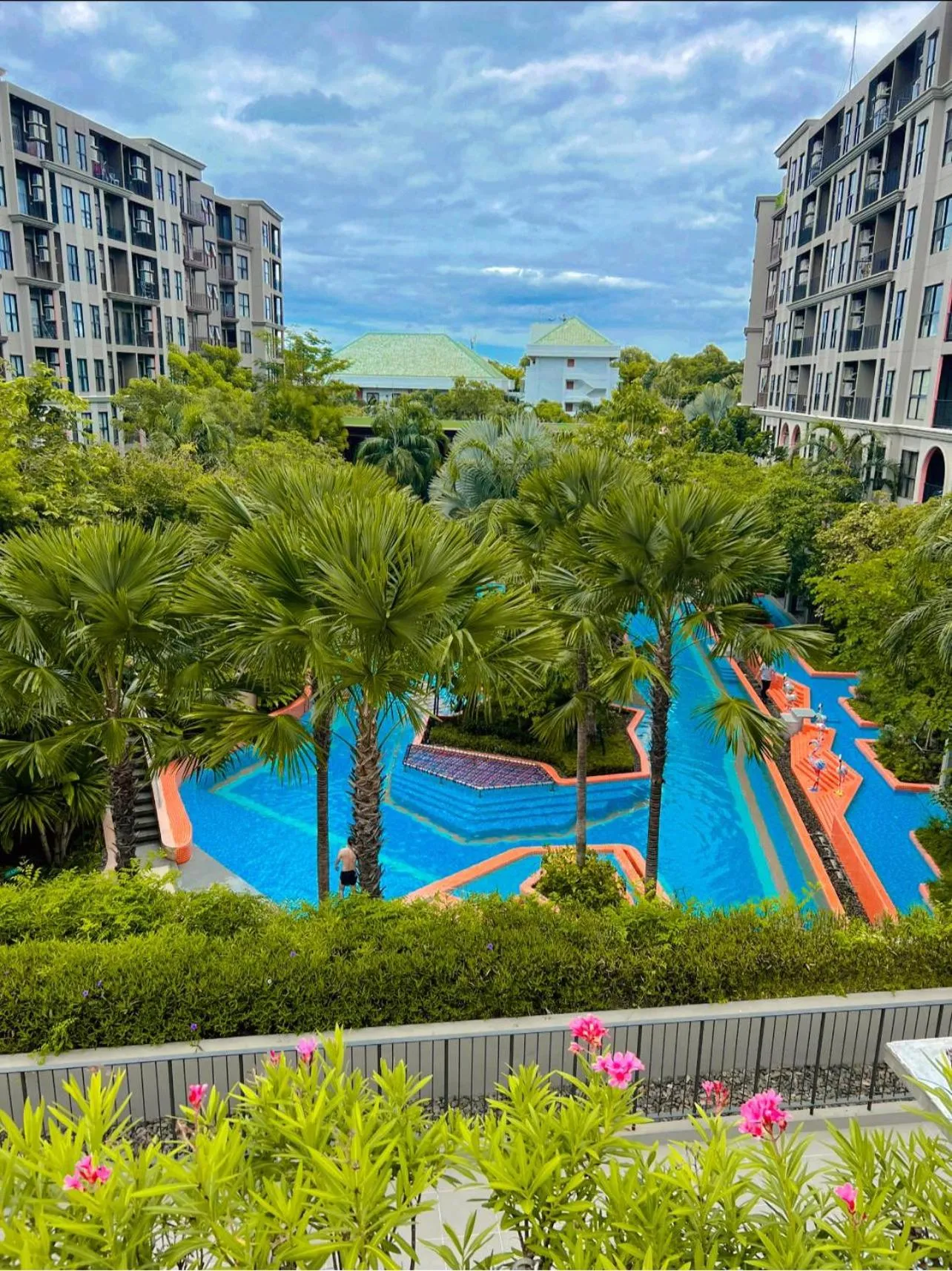La Habana Huahin by Ying