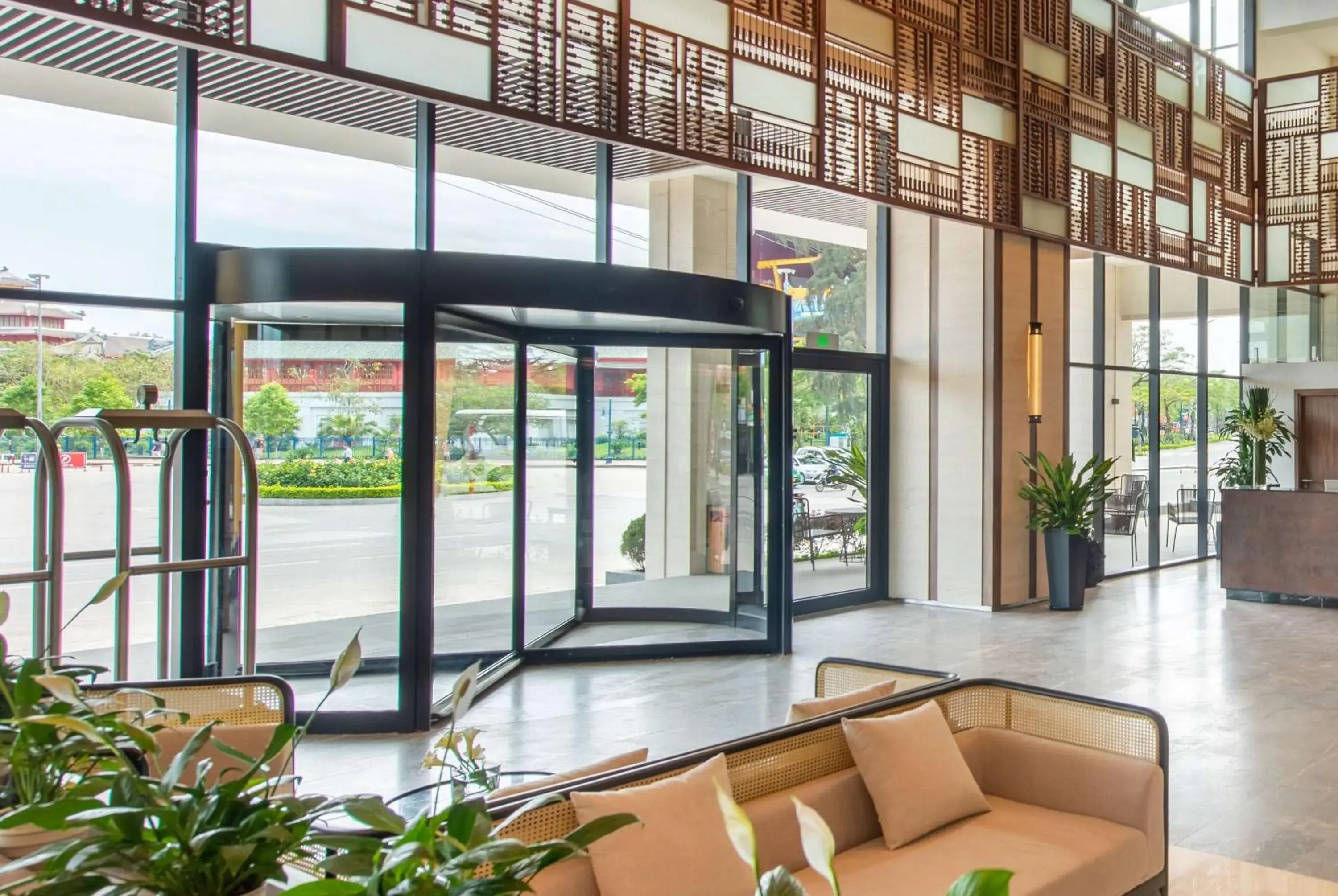 Lobby or reception in Hotel Soleil Ha Long, Trademark Collection by Wyndham Lobby or reception in Hotel Soleil Ha Long, Trademark Collection by Wyndham