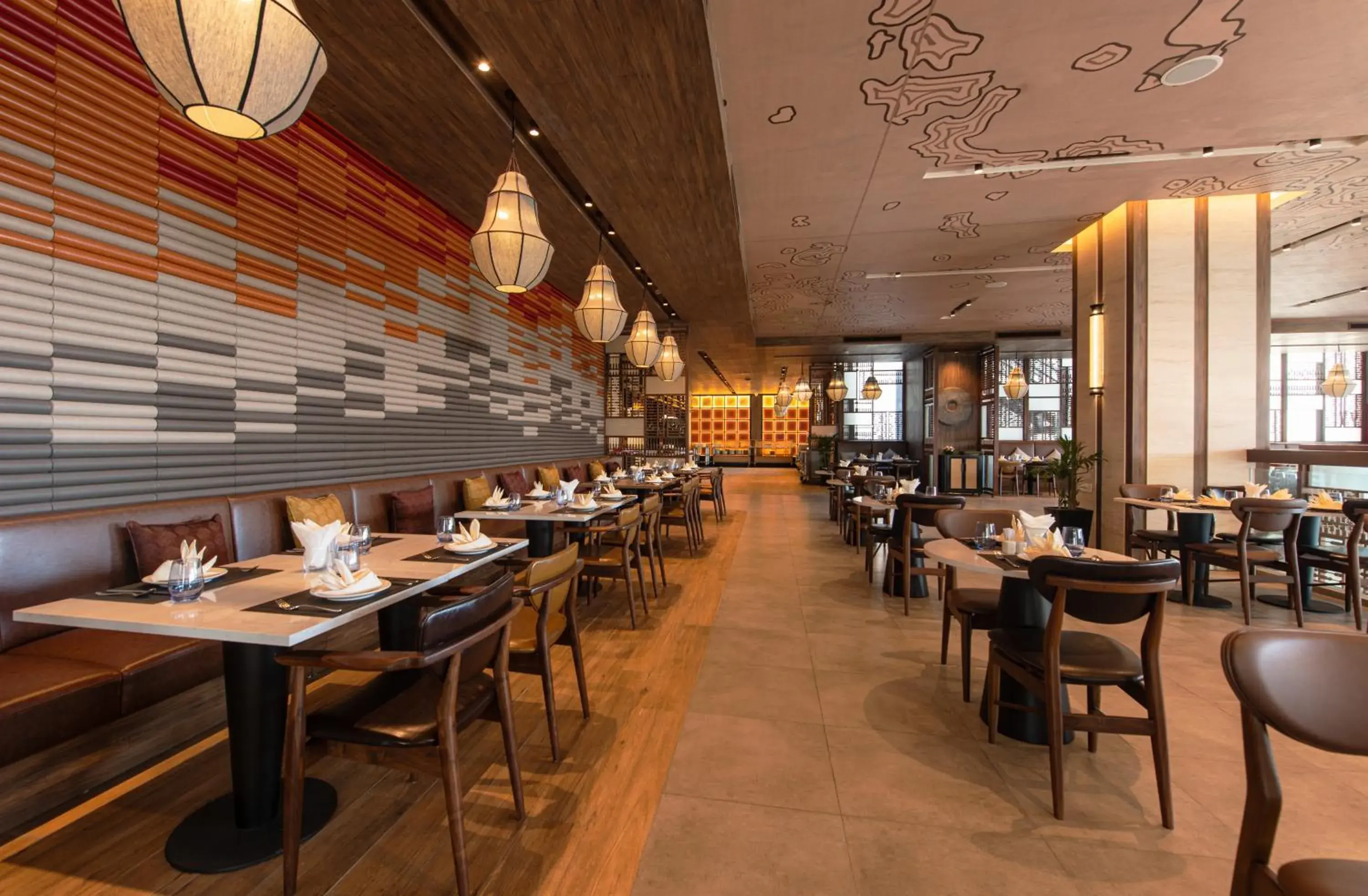 Restaurant/places to eat in Hotel Soleil Ha Long, Trademark Collection by Wyndham Restaurant/places to eat in Hotel Soleil Ha Long, Trademark Collection by Wyndham