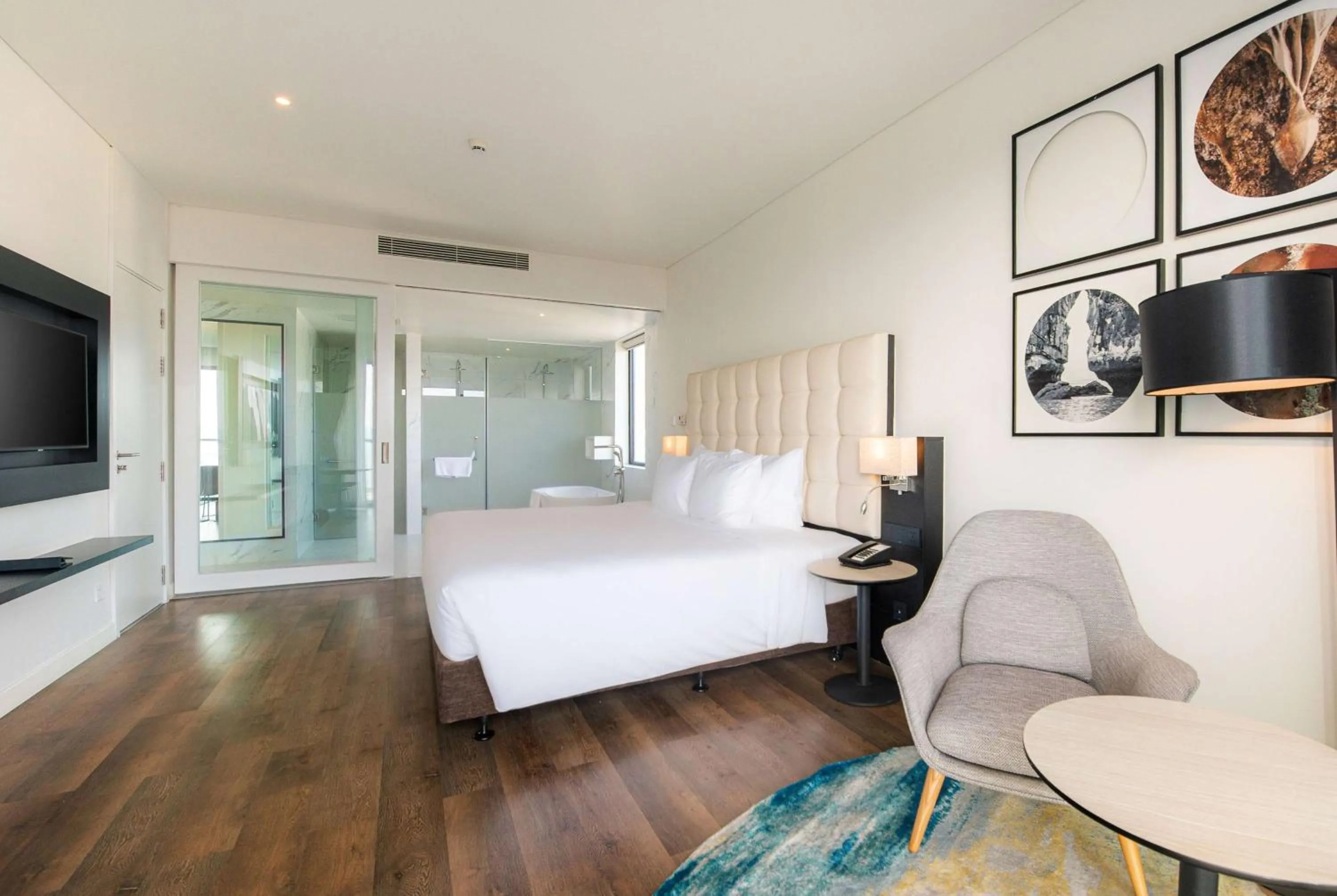 Photo of the whole room, Bed in Hotel Soleil Ha Long, Trademark Collection by Wyndham