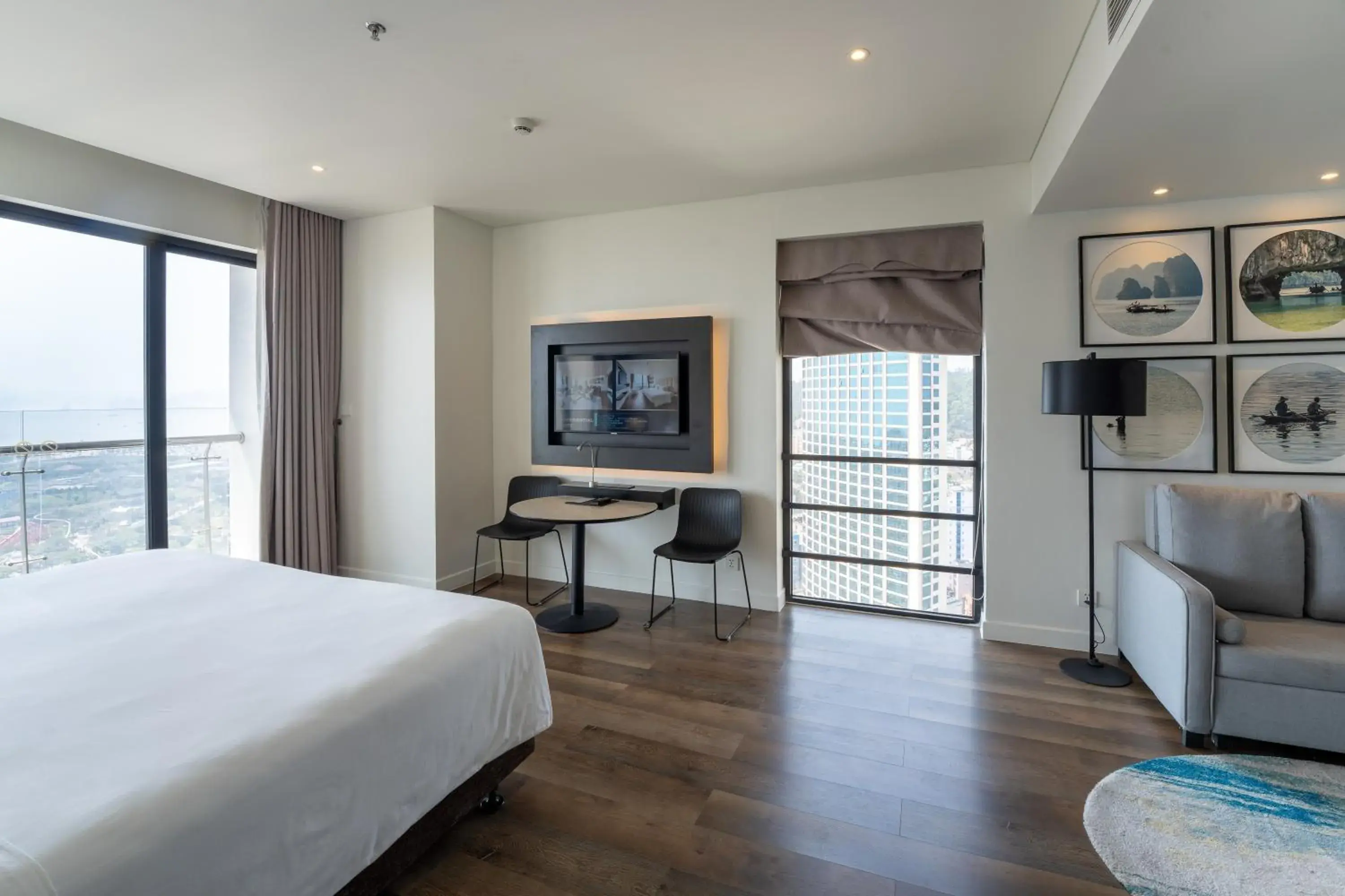 View (from property/room), Bed in Hotel Soleil Ha Long, Trademark Collection by Wyndham View (from property/room), Bed in Hotel Soleil Ha Long, Trademark Collection by Wyndham