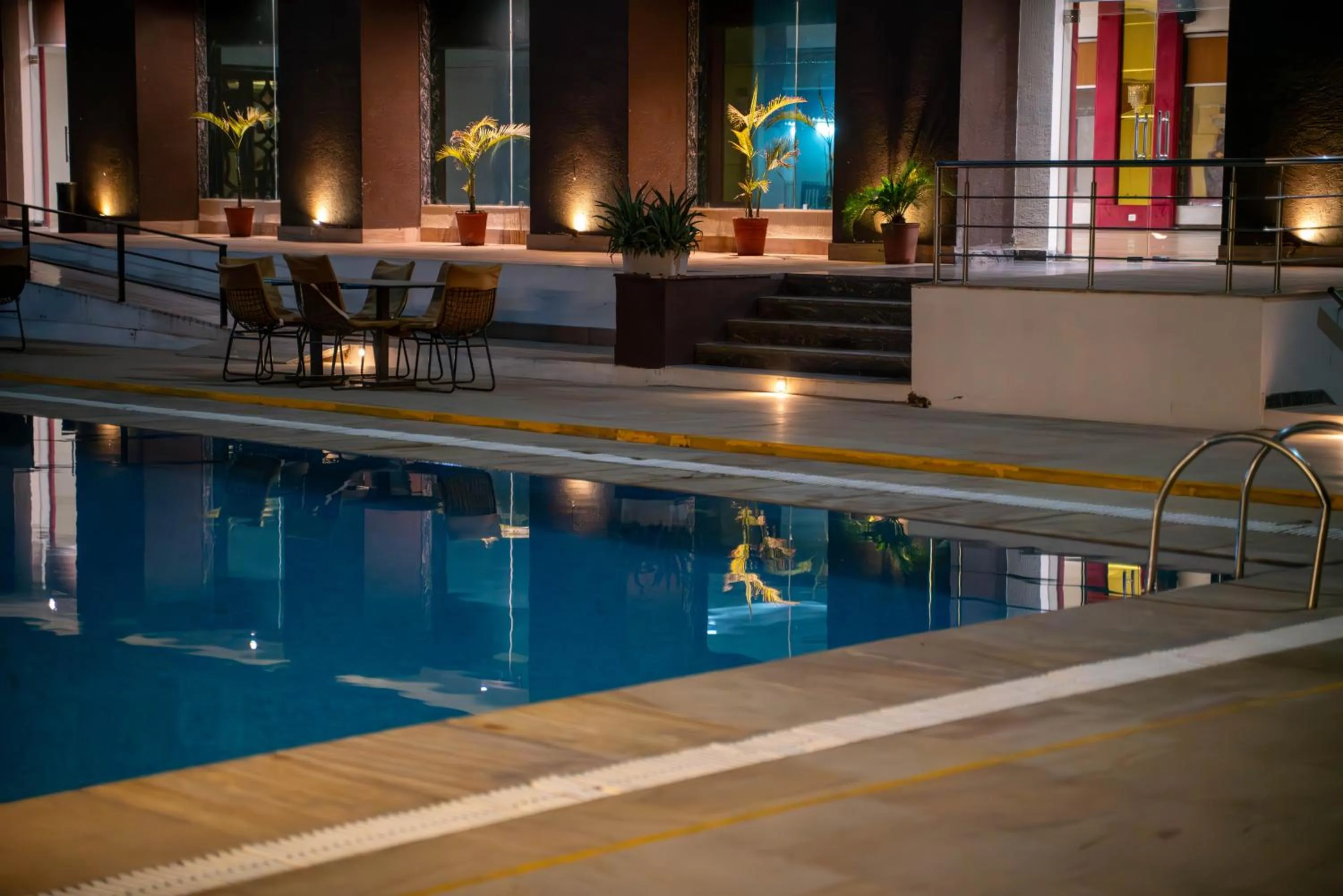 Swimming pool in Bamboo Saa Mulberry Resort Pushkar