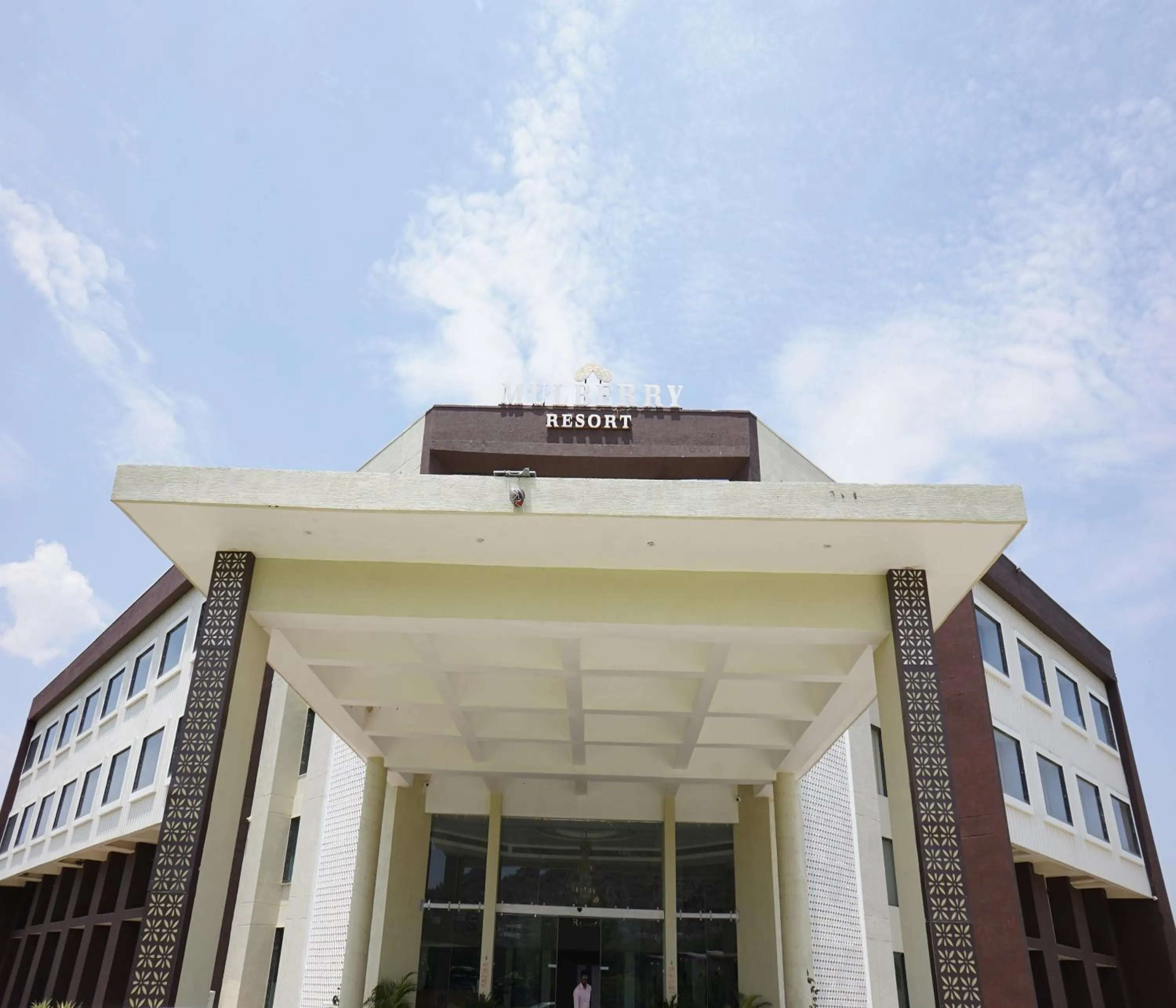 Facade/entrance in Bamboo Saa Mulberry Resort Pushkar