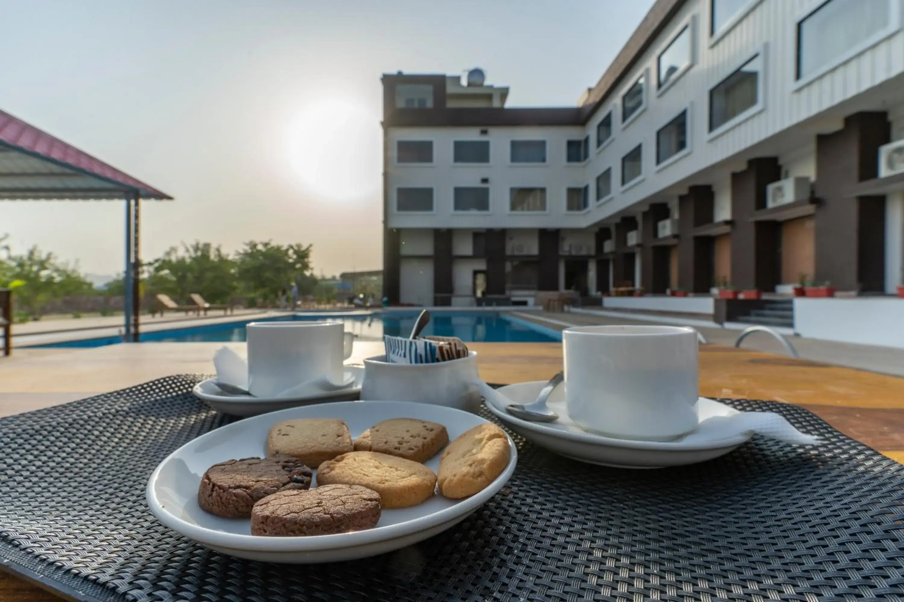Swimming pool in Bamboo Saa Mulberry Resort Pushkar Swimming pool in Bamboo Saa Mulberry Resort Pushkar
