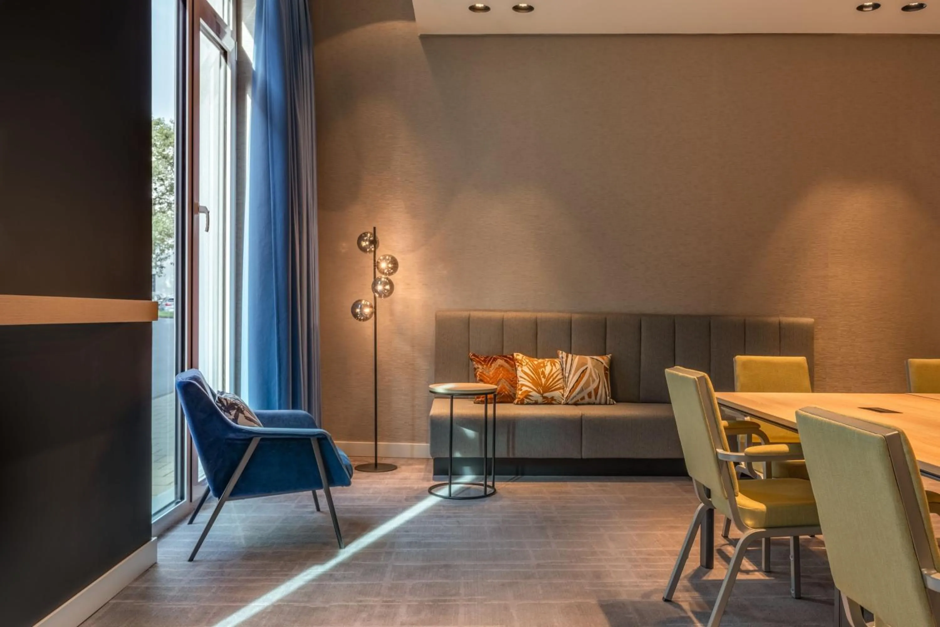 Meeting/conference room in Courtyard by Marriott Cologne