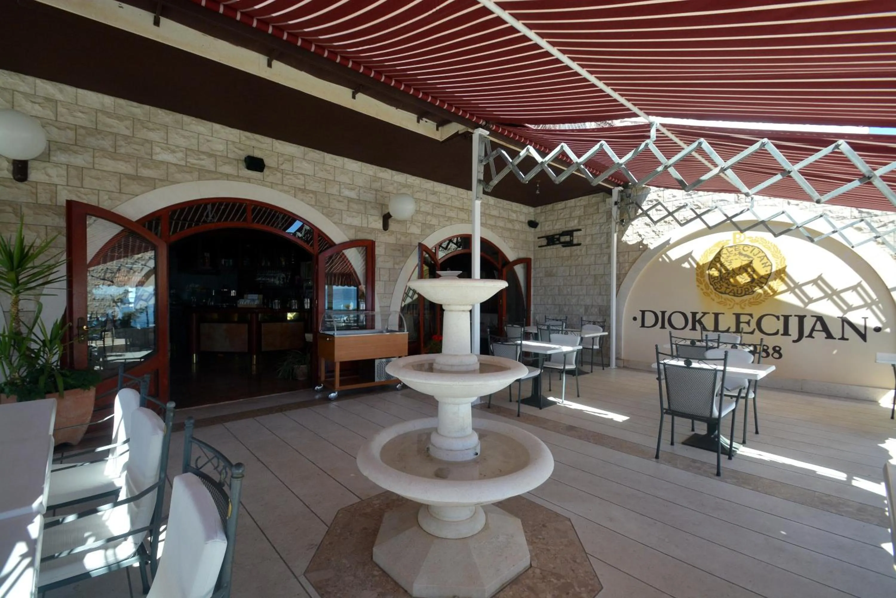 Restaurant/places to eat in Guesthouse Kamen Kuća