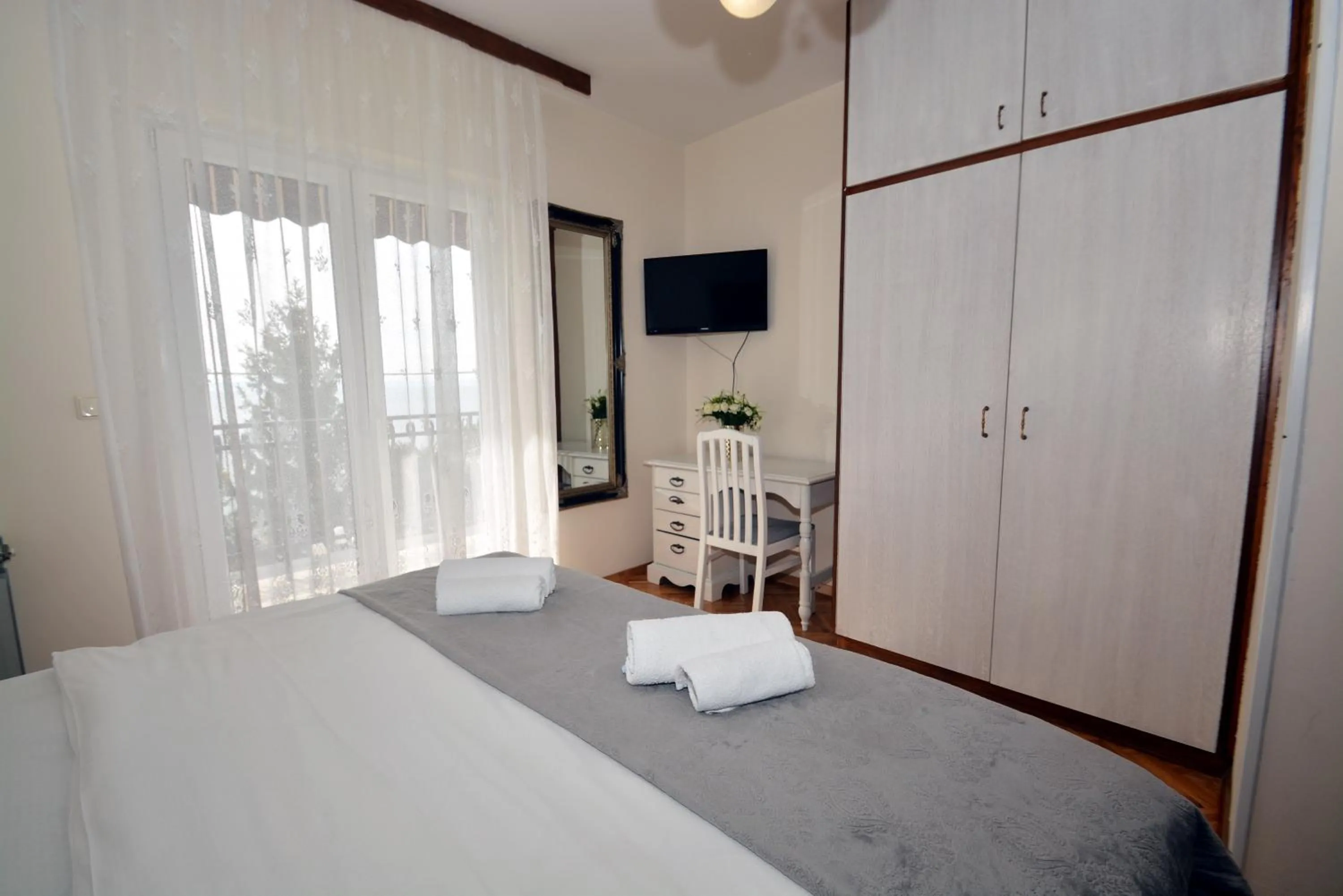 Photo of the whole room, Bed in Guesthouse Kamen Kuća
