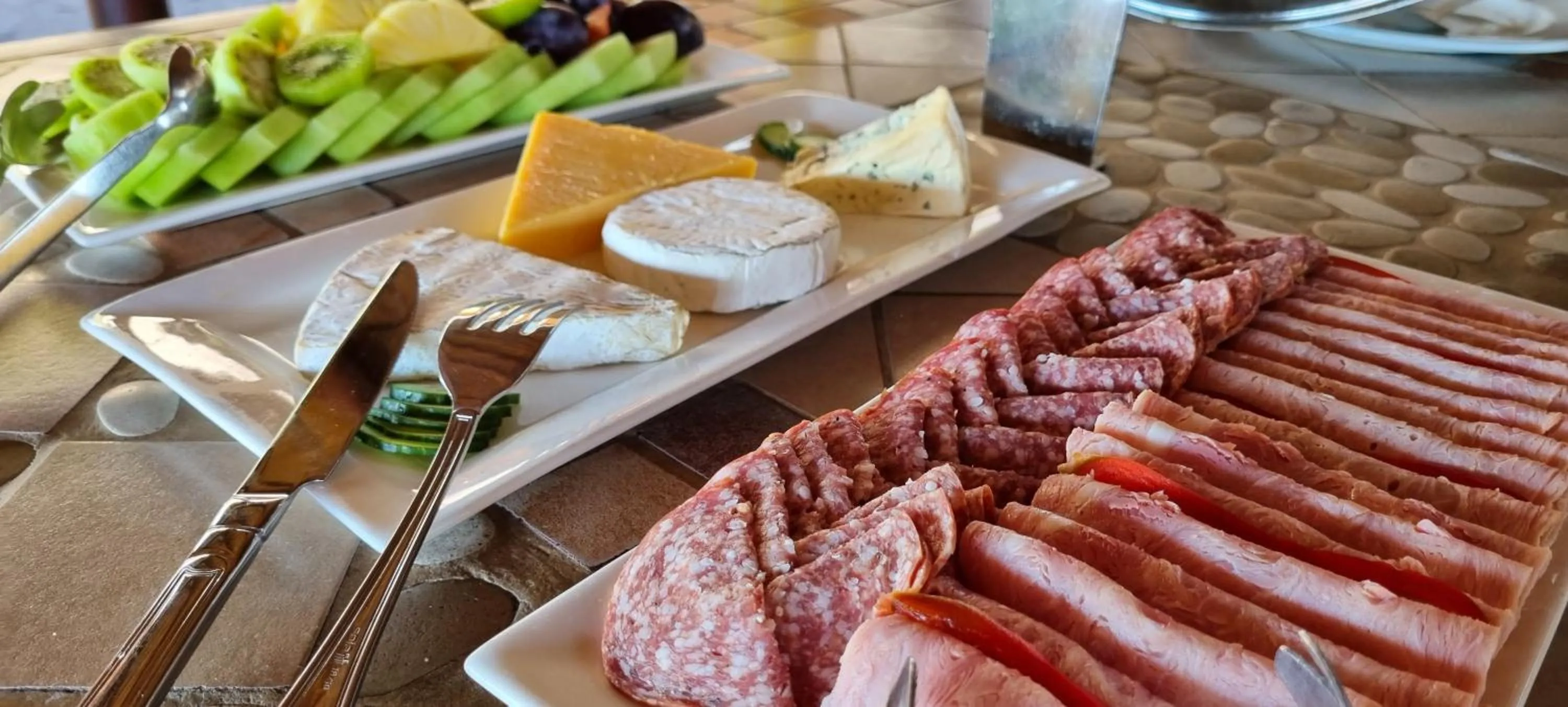 Restaurant/places to eat in MILIMA Big 5 Safari Lodge