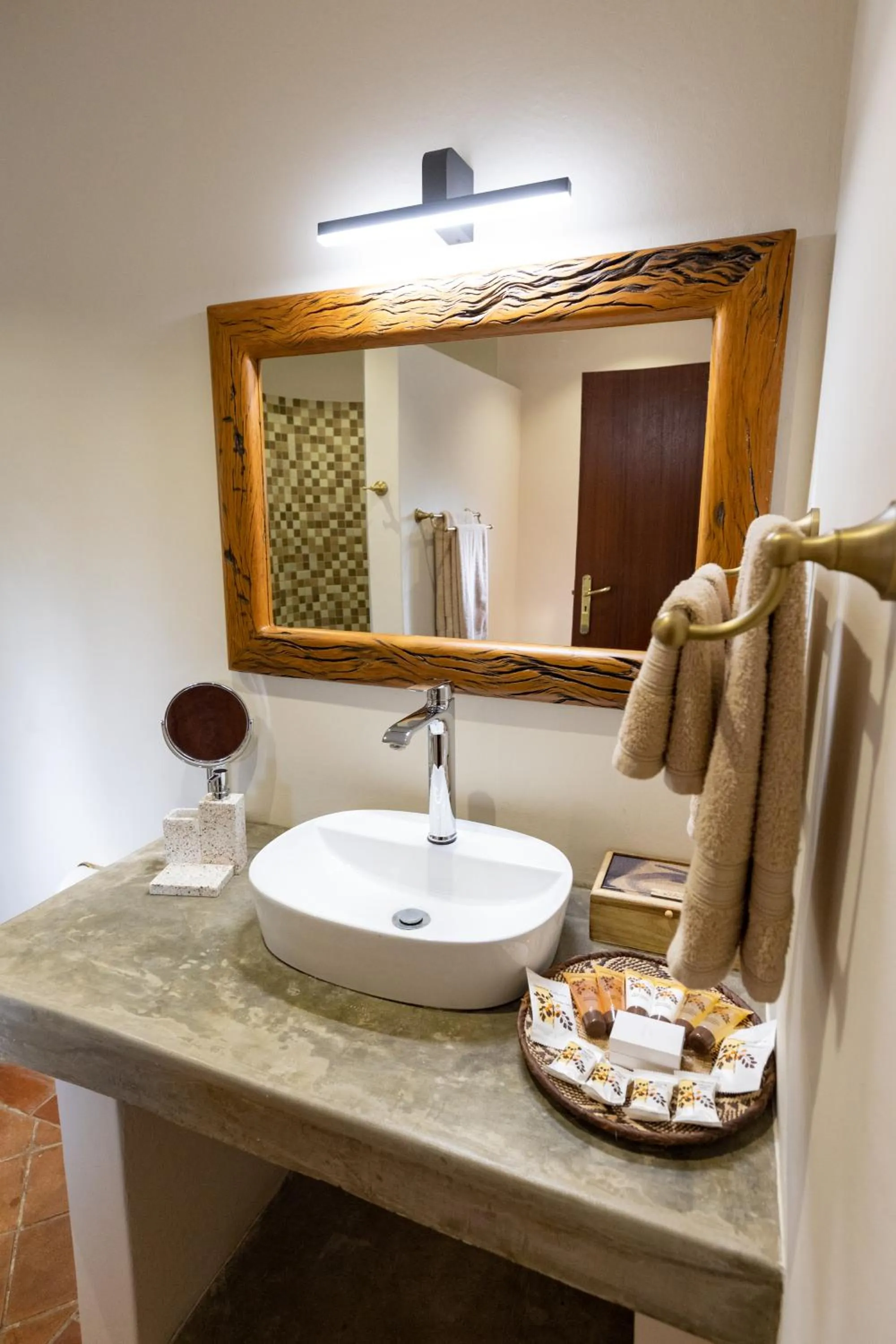 Bathroom in MILIMA Big 5 Safari Lodge