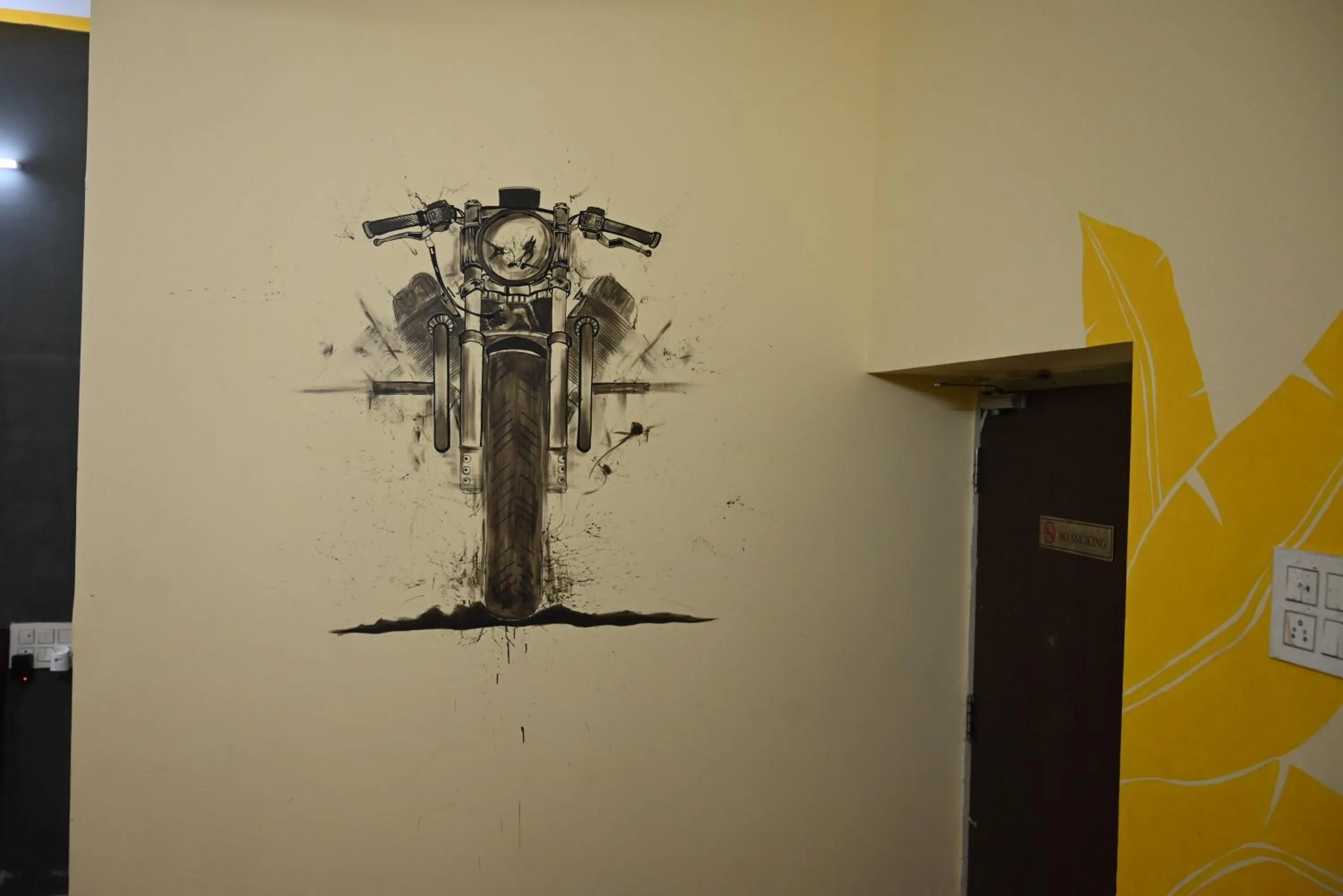 Entertainment in BACPAC MONKEY COLIVING