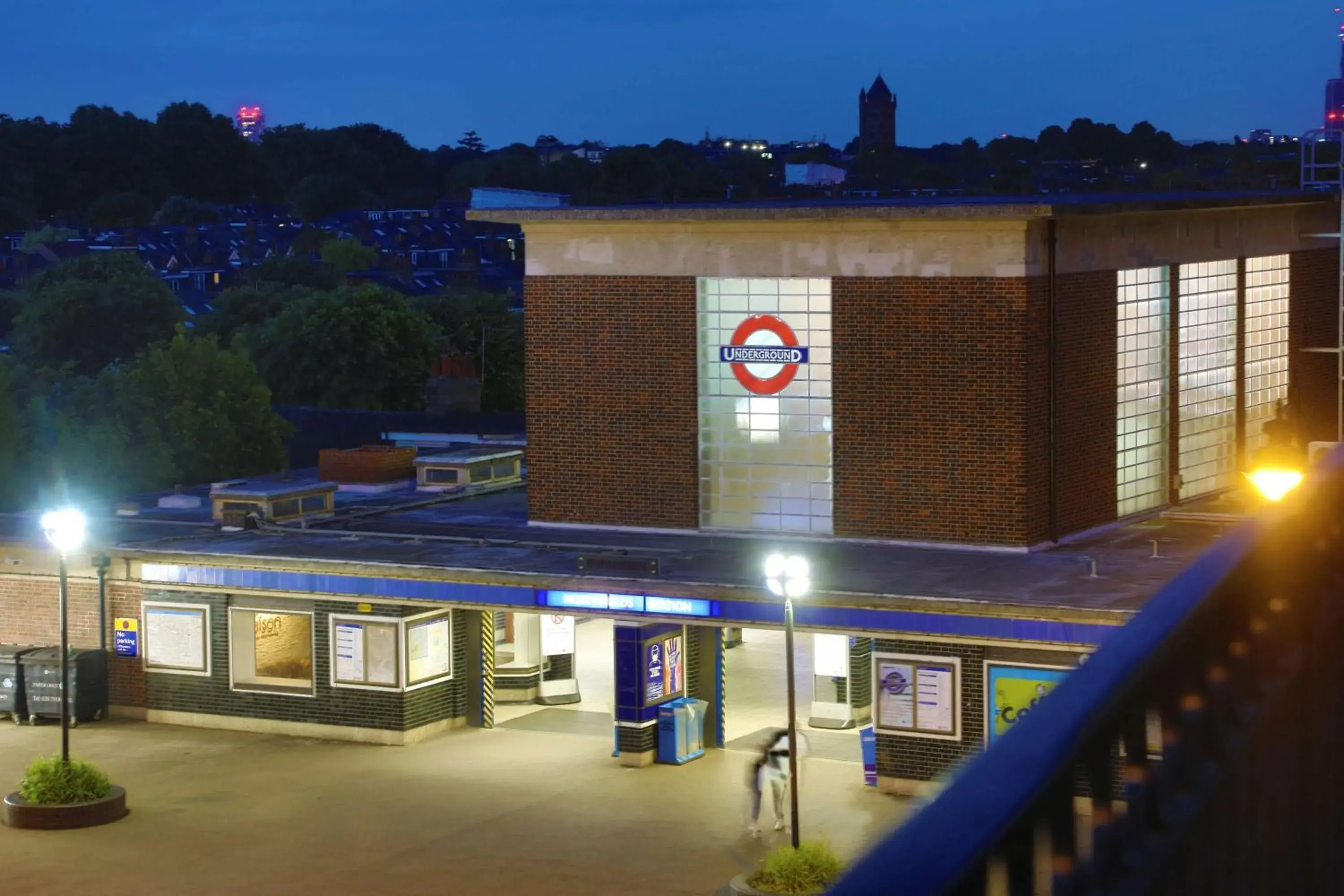 Property building in Best Western Northfields Ealing Hotel Property building in Best Western Northfields Ealing Hotel
