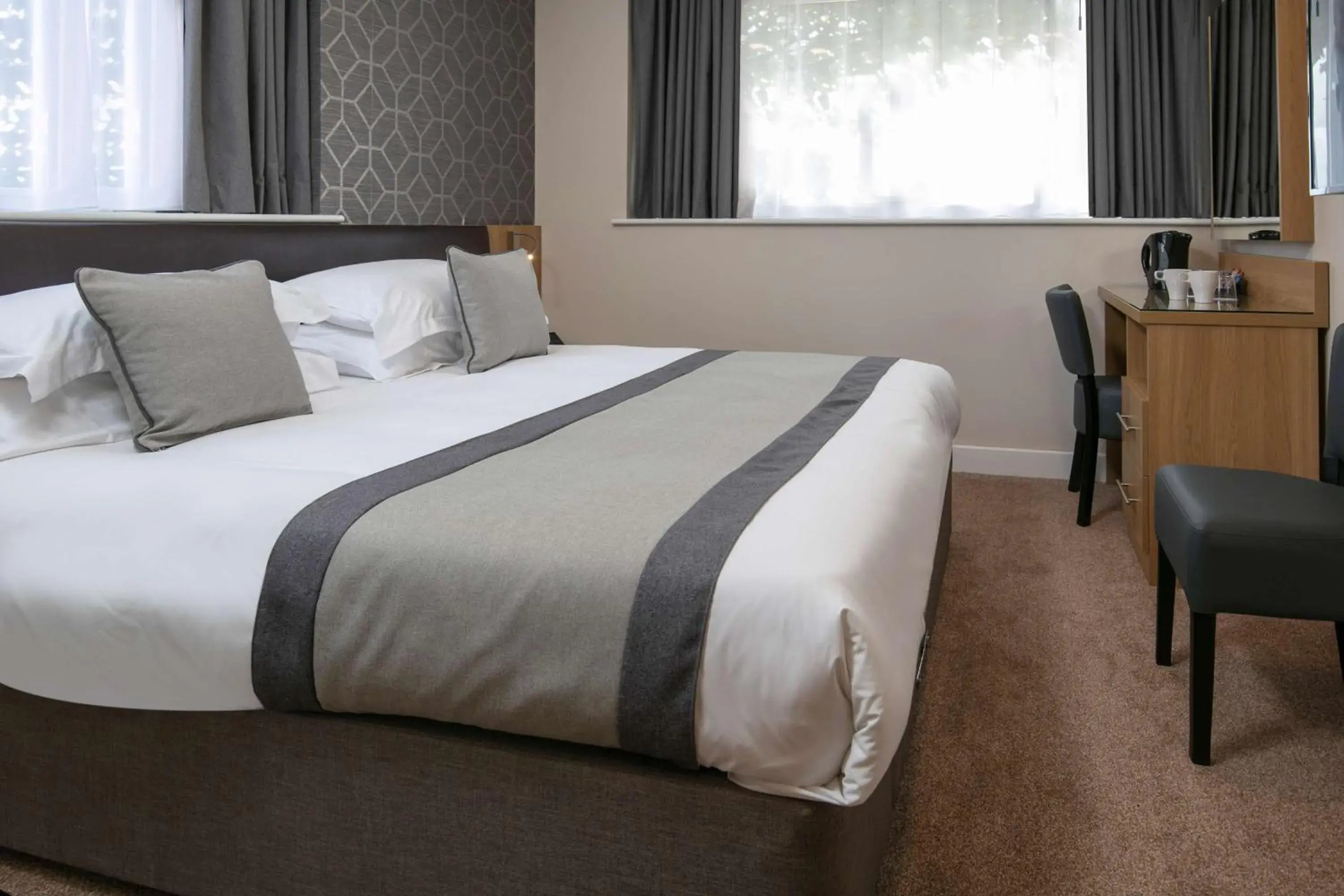Bedroom, Bed in Best Western Northfields Ealing Hotel Bedroom, Bed in Best Western Northfields Ealing Hotel