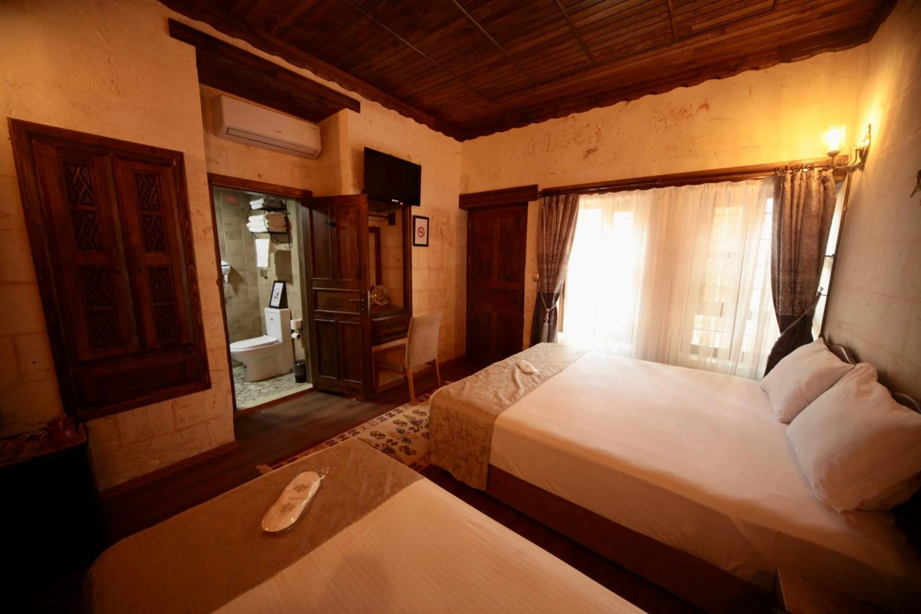 Bed in Kaliruha Hotel