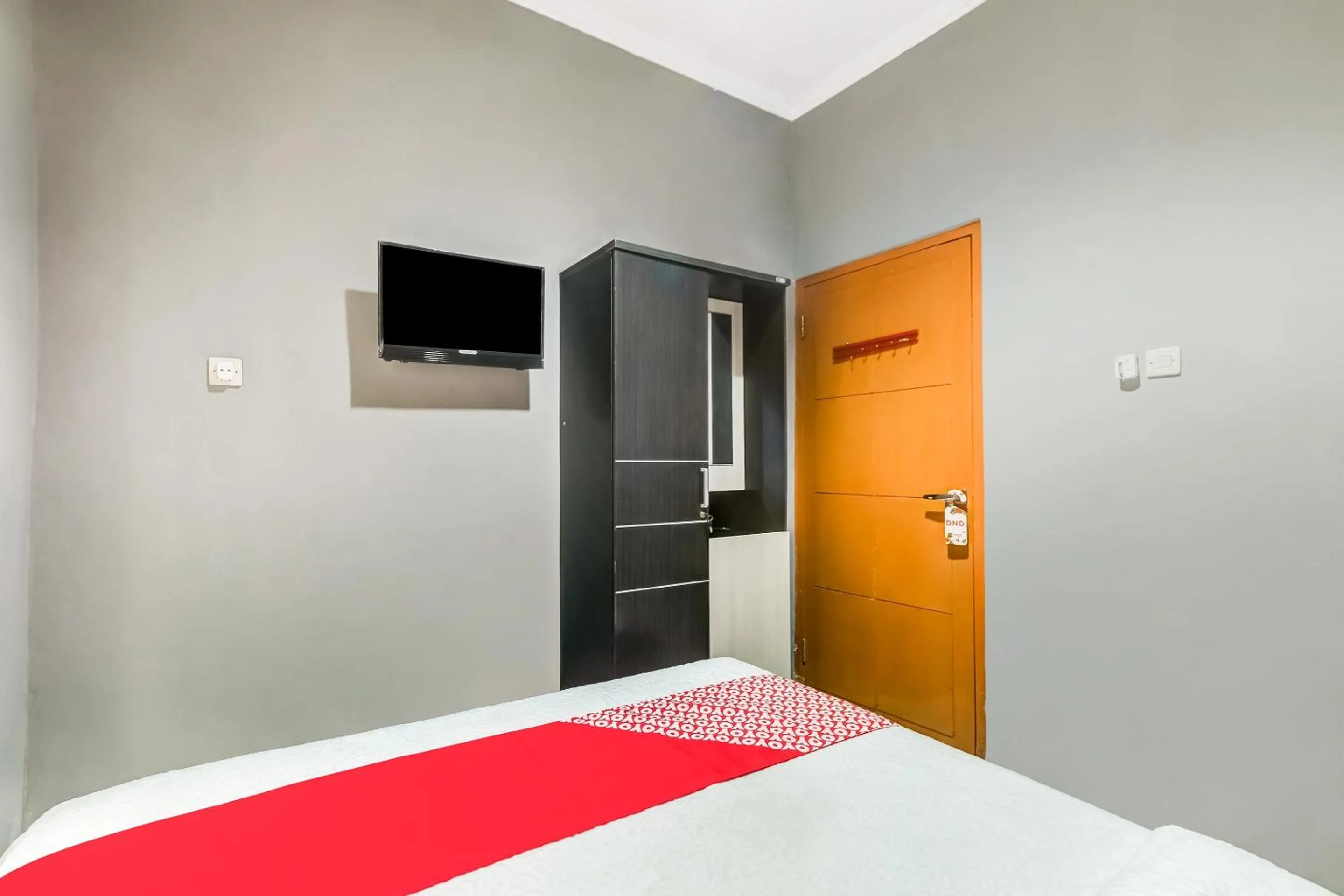 Bedroom, Bed in OYO Life 91239 Kost Rosandy House Yogyakarta