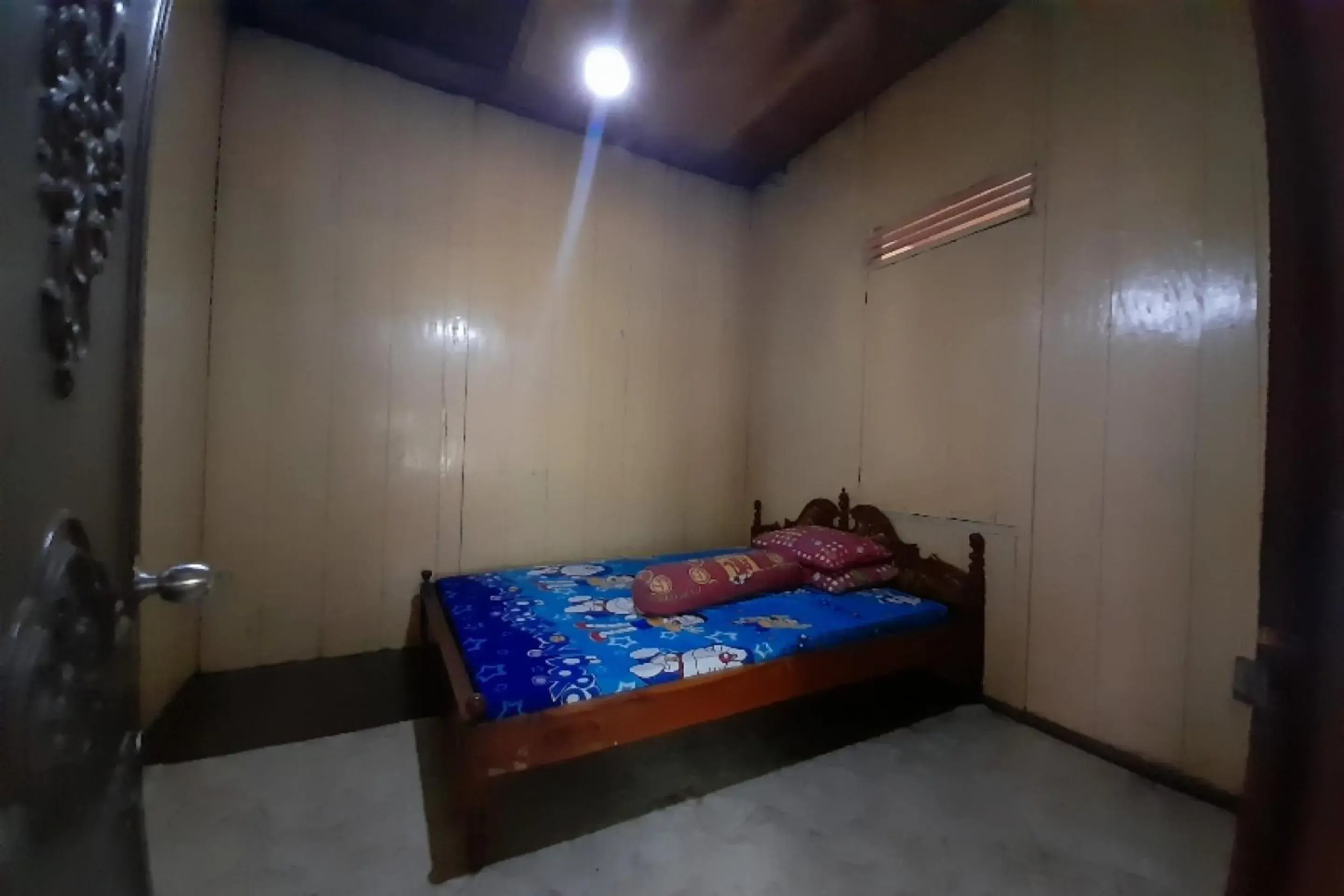 Bedroom, Bed in OYO HOMES 91248 Desa Wisata Banding Agung Danau Ranau Bedroom, Bed in OYO HOMES 91248 Desa Wisata Banding Agung Danau Ranau