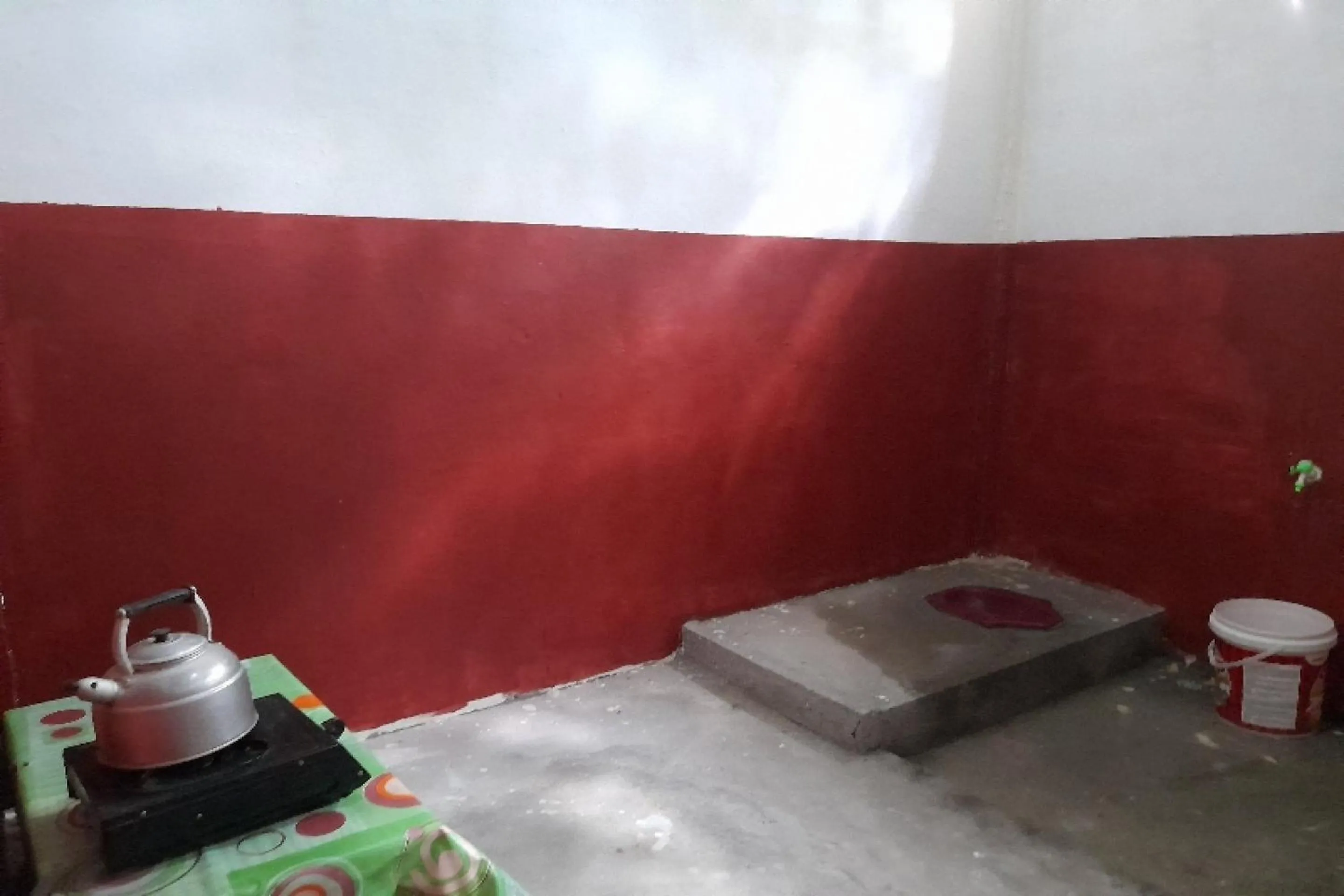 Bathroom, Bed in OYO HOMES 91248 Desa Wisata Banding Agung Danau Ranau