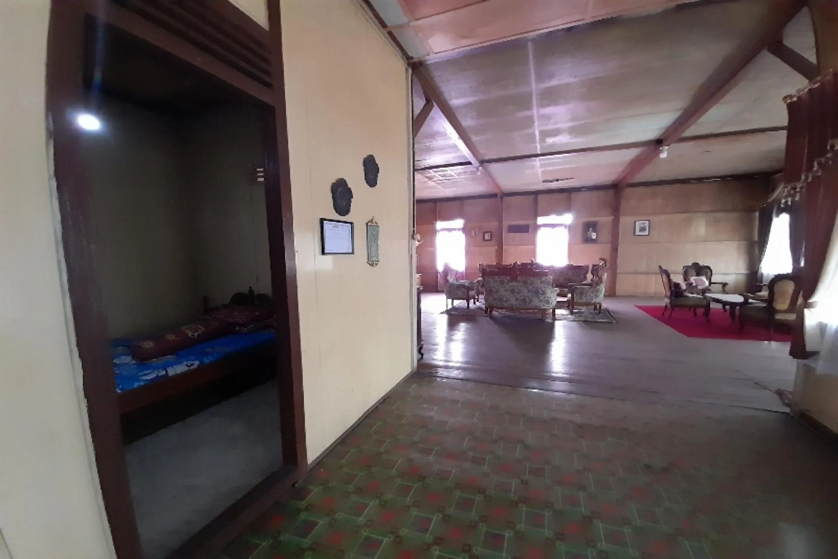 Lobby or reception, Bed in OYO HOMES 91248 Desa Wisata Banding Agung Danau Ranau