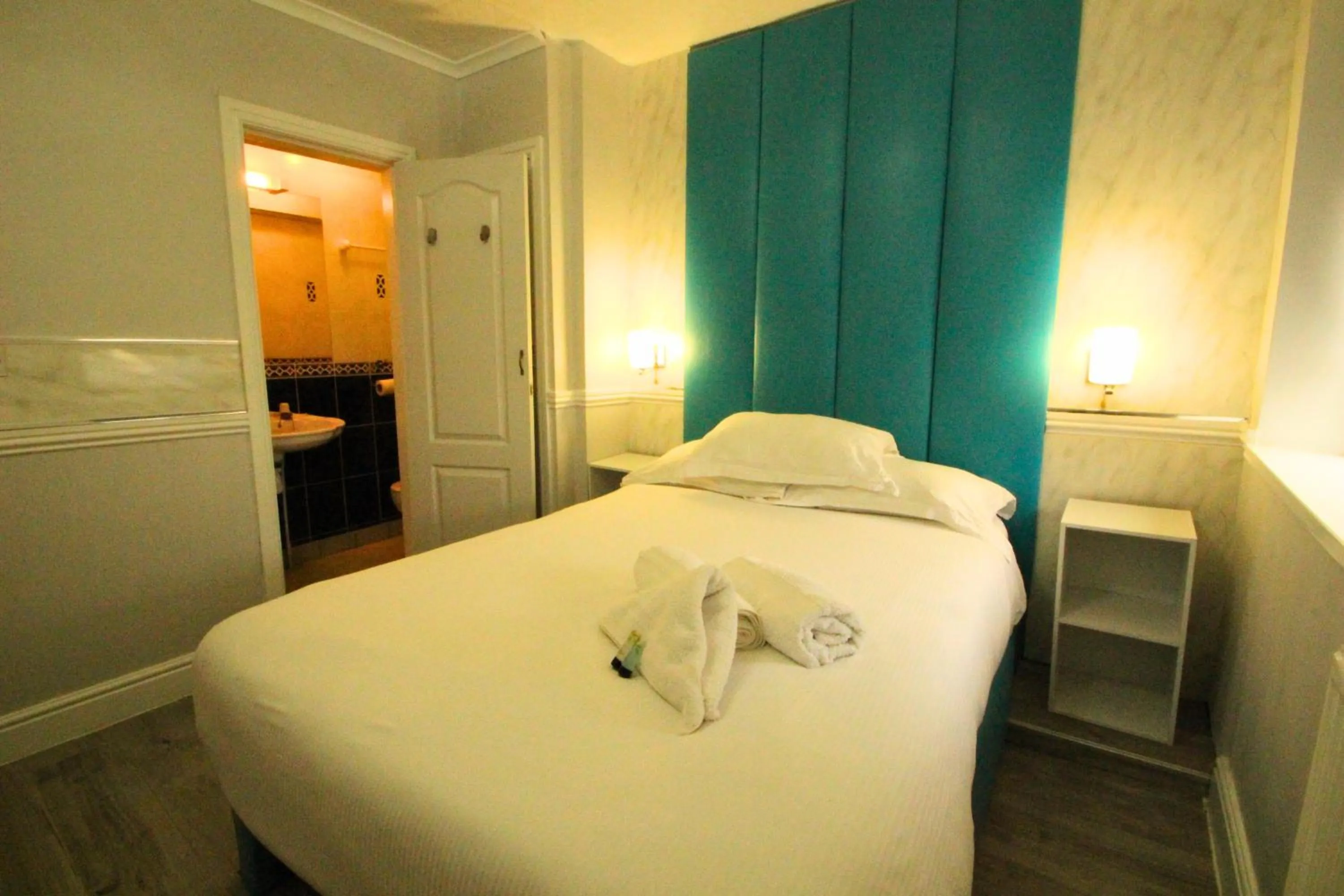 OYO Abbey Lodge Hotel
