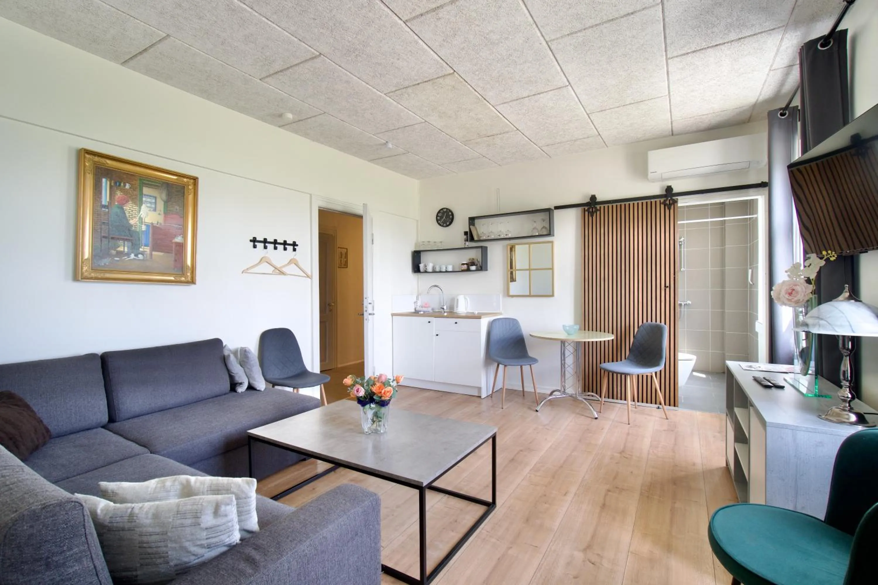 Kitchen or kitchenette in Marielyst Sleep´n Go