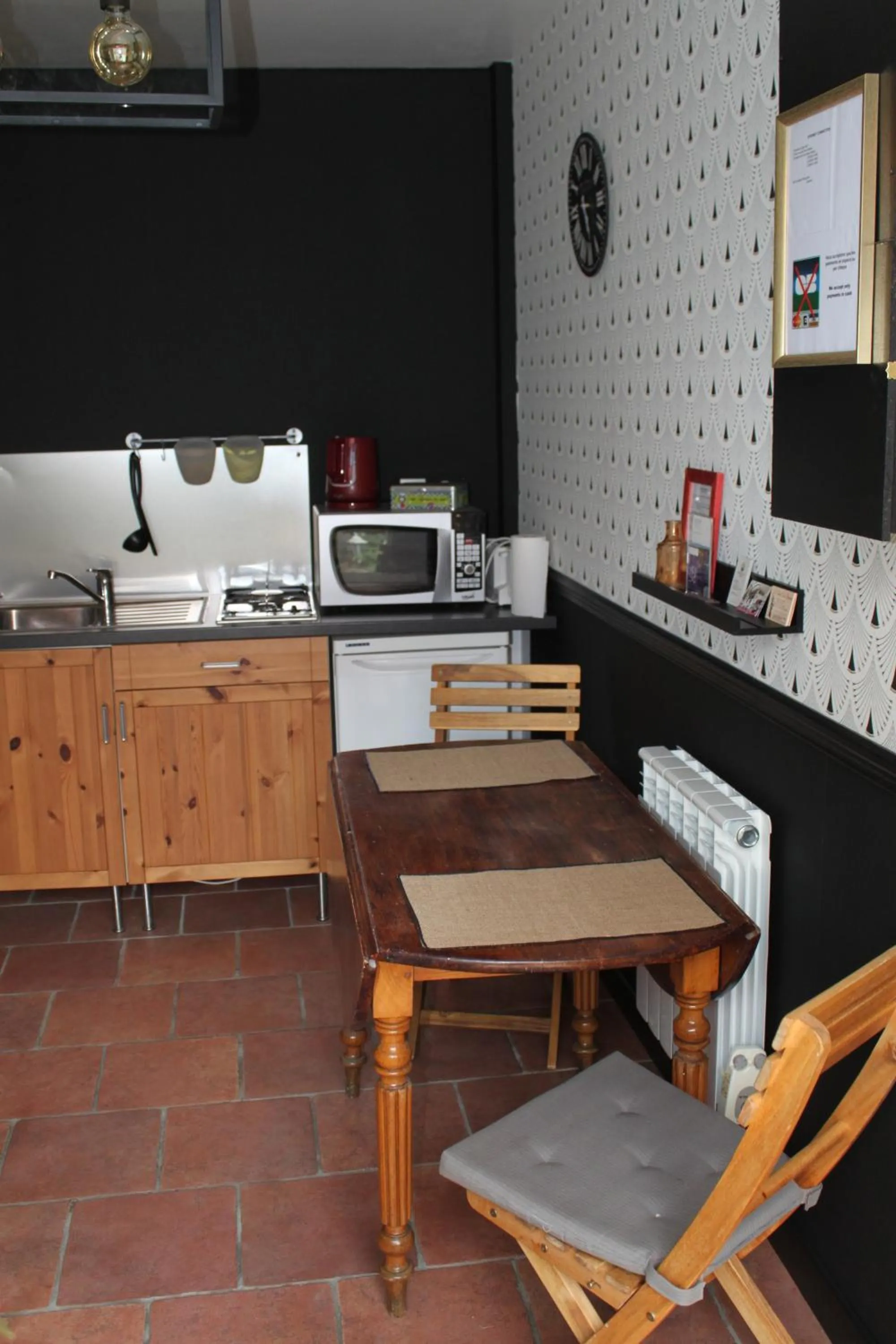 Living room in Chambres d'hôtes L'Aubaine avec jacuzzi